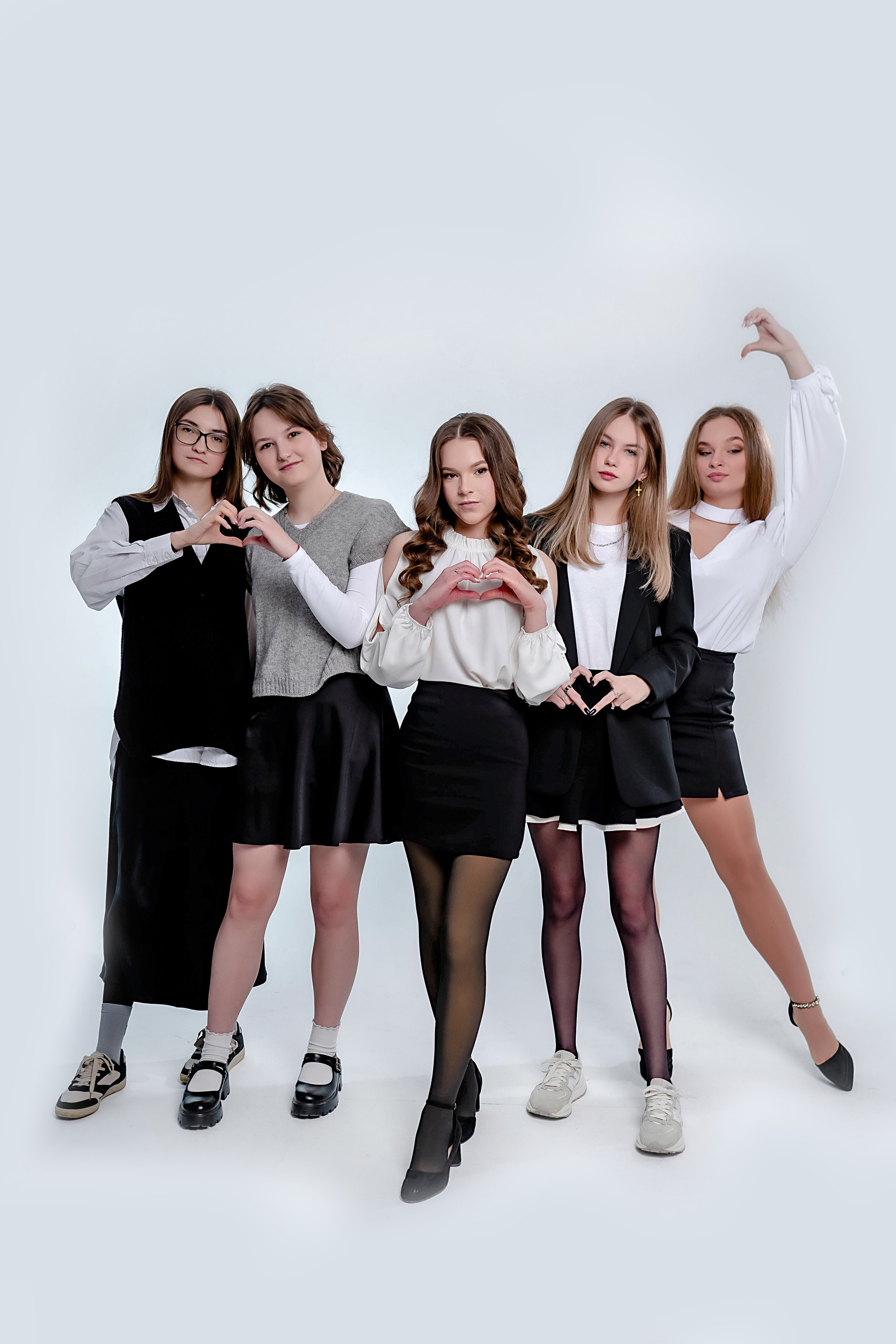 Выпускные (школьные) альбомы (книги) в Ростове-на-Дону. Современные Выпускные Альбомы в Ростове-на-Дону