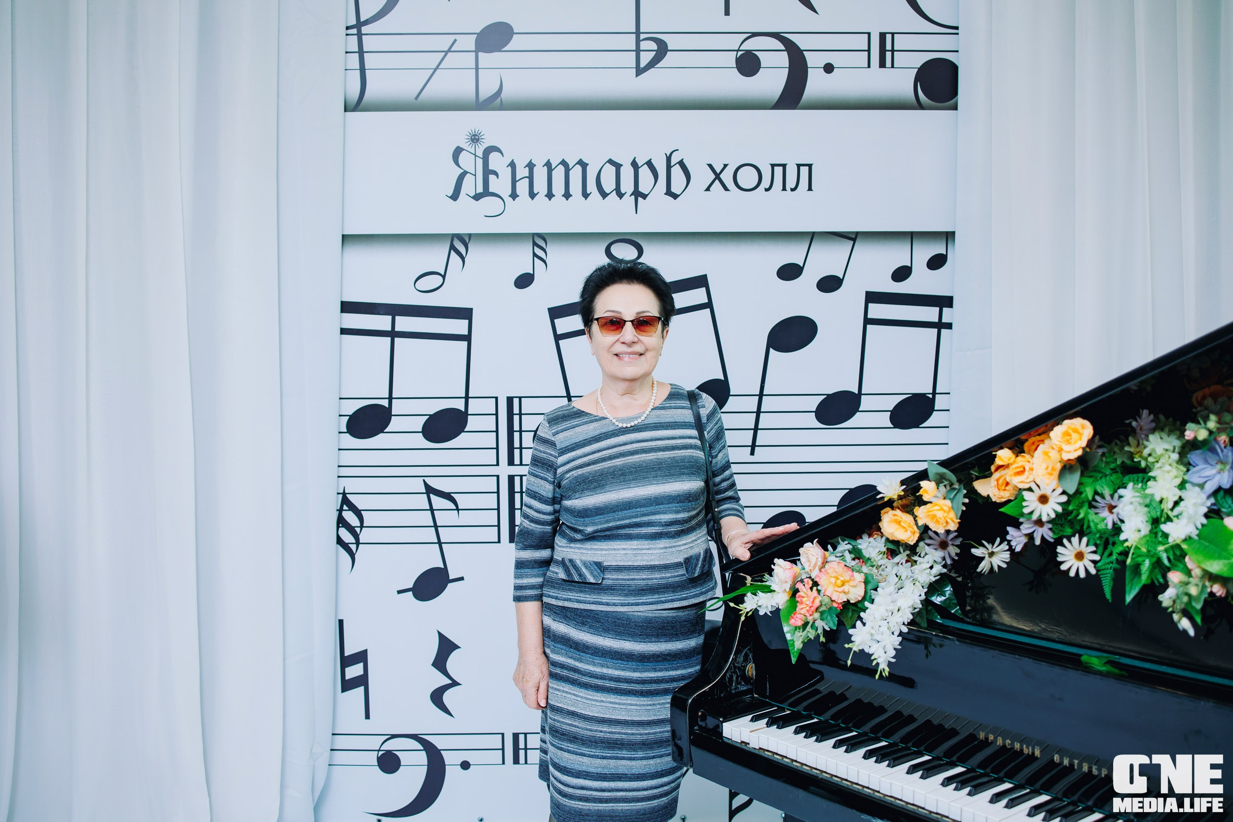 Концерт 8 марта в Янтарь холл. One Media Life: фоторепортажи, фотоотчеты с мероприятий и заведений