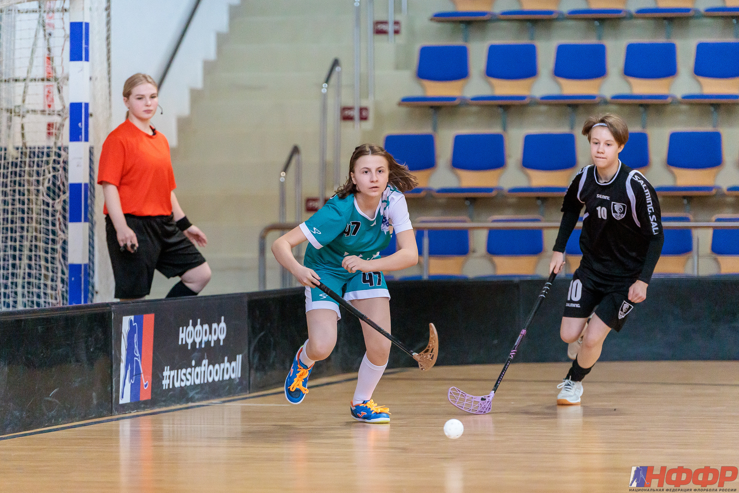 Флорбол. Чемпионат России (Высшая Лига, женщины) и Первенство России (девушки). Спортивный репортаж