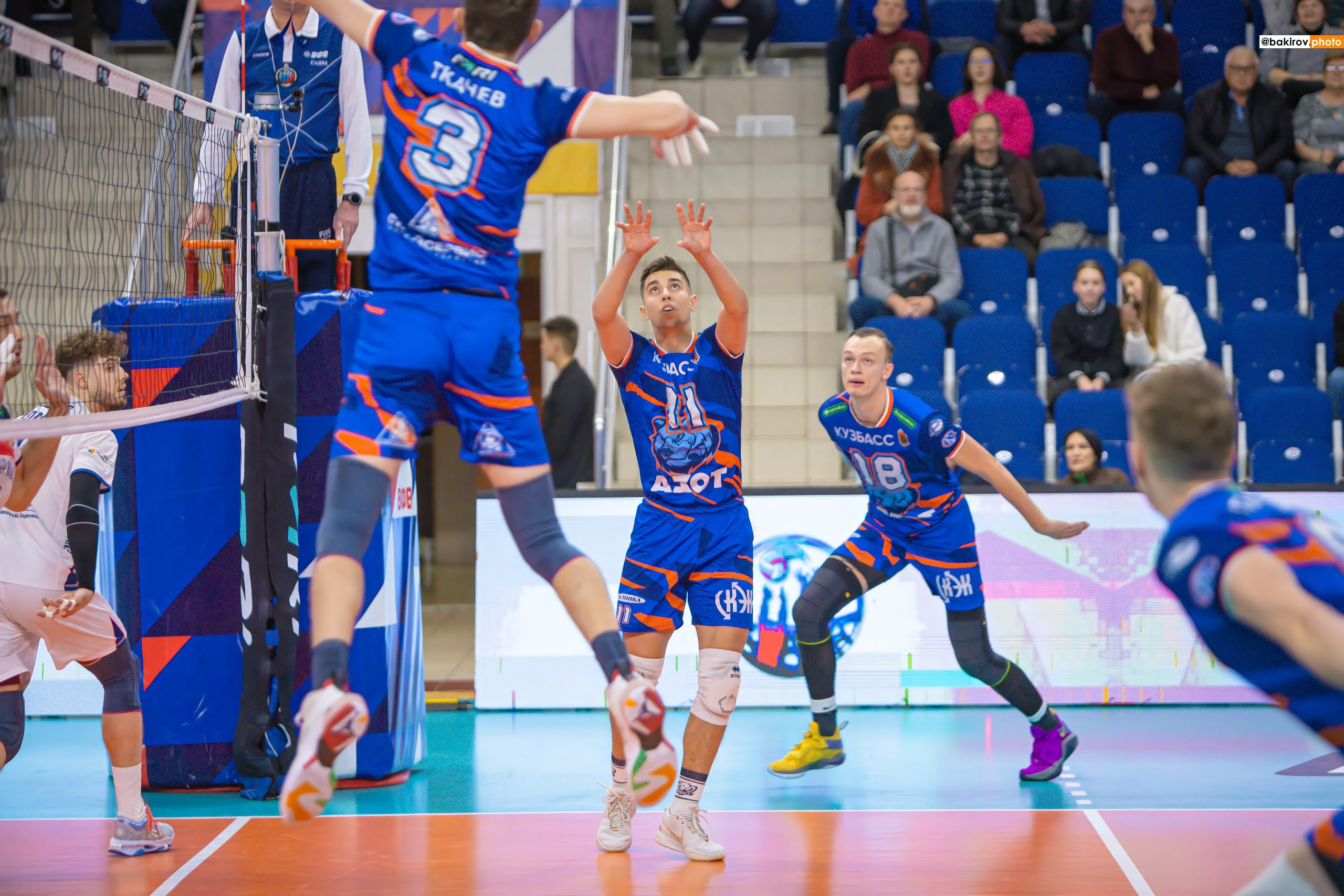 06.11 Волейбол. Нефтяник-Кузбасс. Команда специалистов в мире фотографии и видео. Детский фотограф, семейный фотограф
