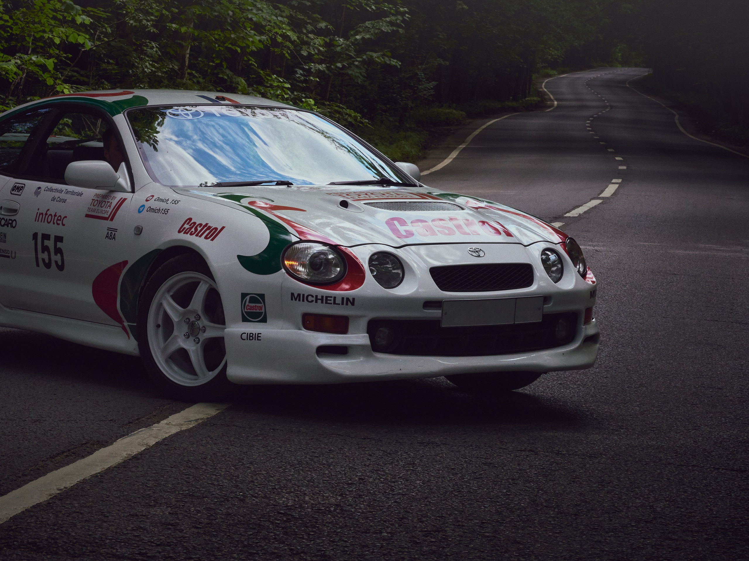 Упражнение с асфальтом. Коммерческий и художественный фотограф в Москве Плоскирев Валерий