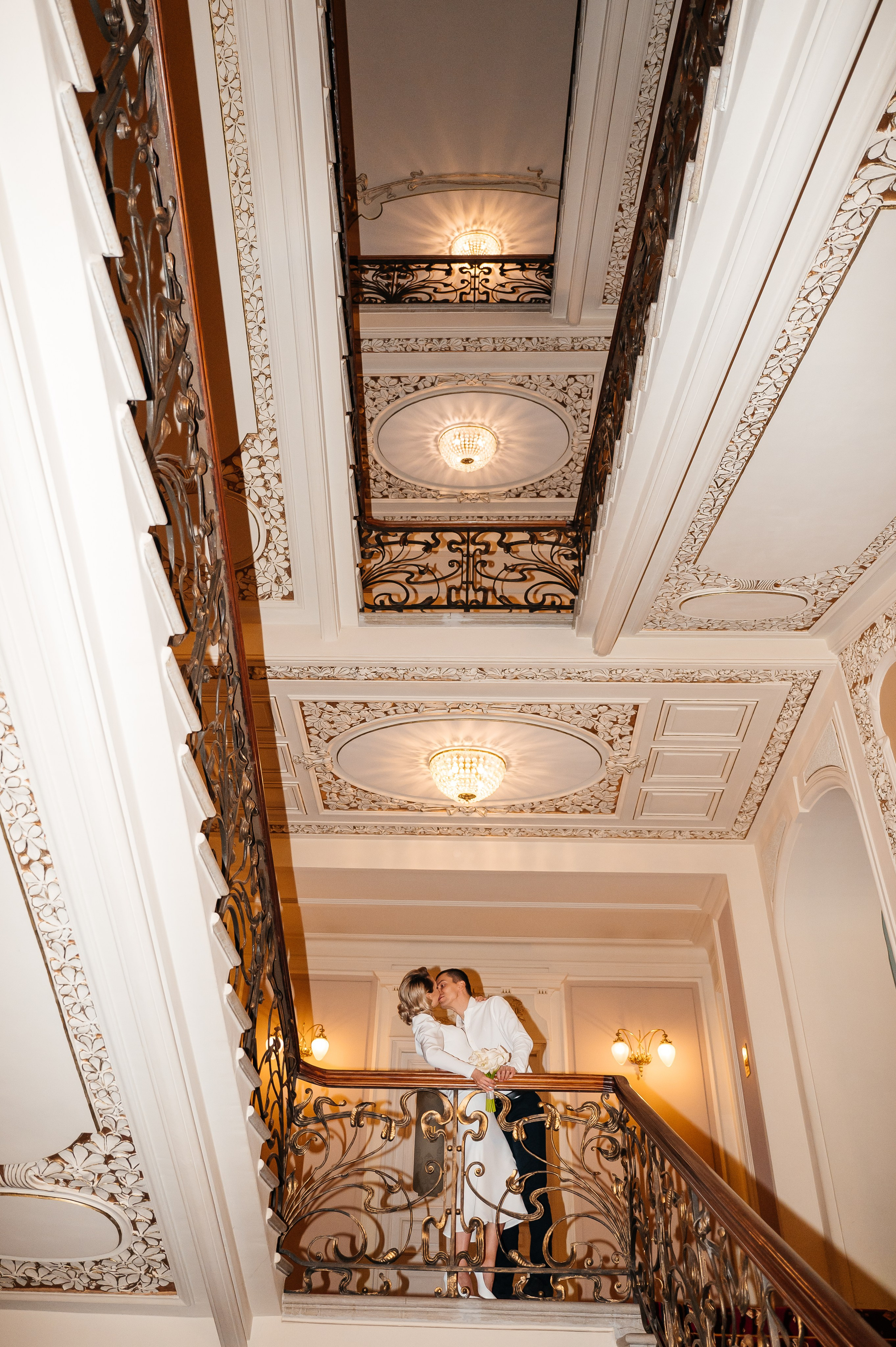 Лучшие отели для свадебного утра в Москве. Свадебный видеограф в Москве Никонова Анна