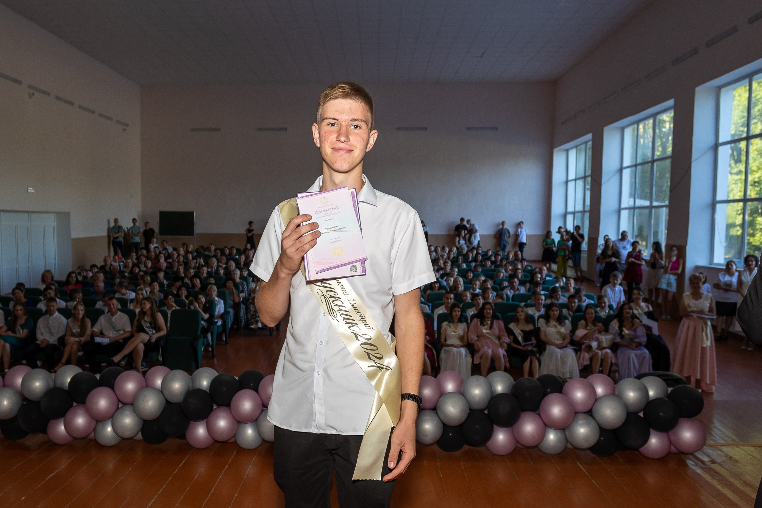 Вручение аттестата 2024 г. Выпускные альбомы Майкоп, Краснодар Елена Золотарева