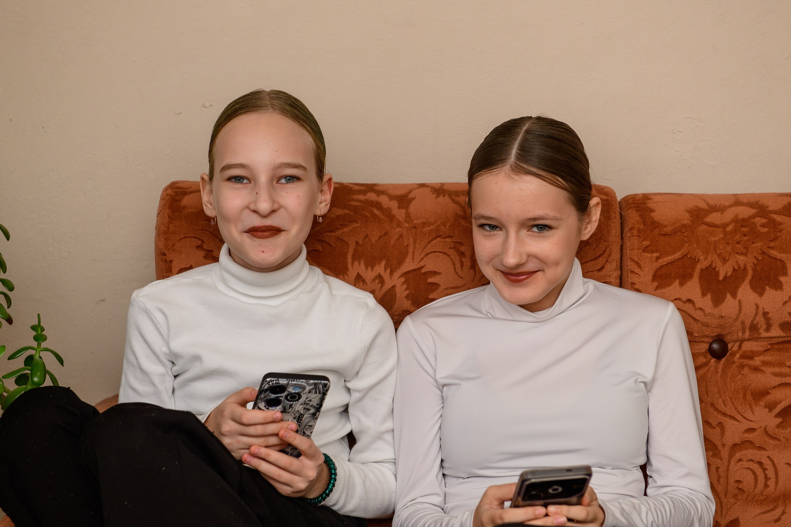 Выставка «Влюбленная в мир». Художница Татьяна Иванова-Гуляева. Семейный клуб «Открытый город»