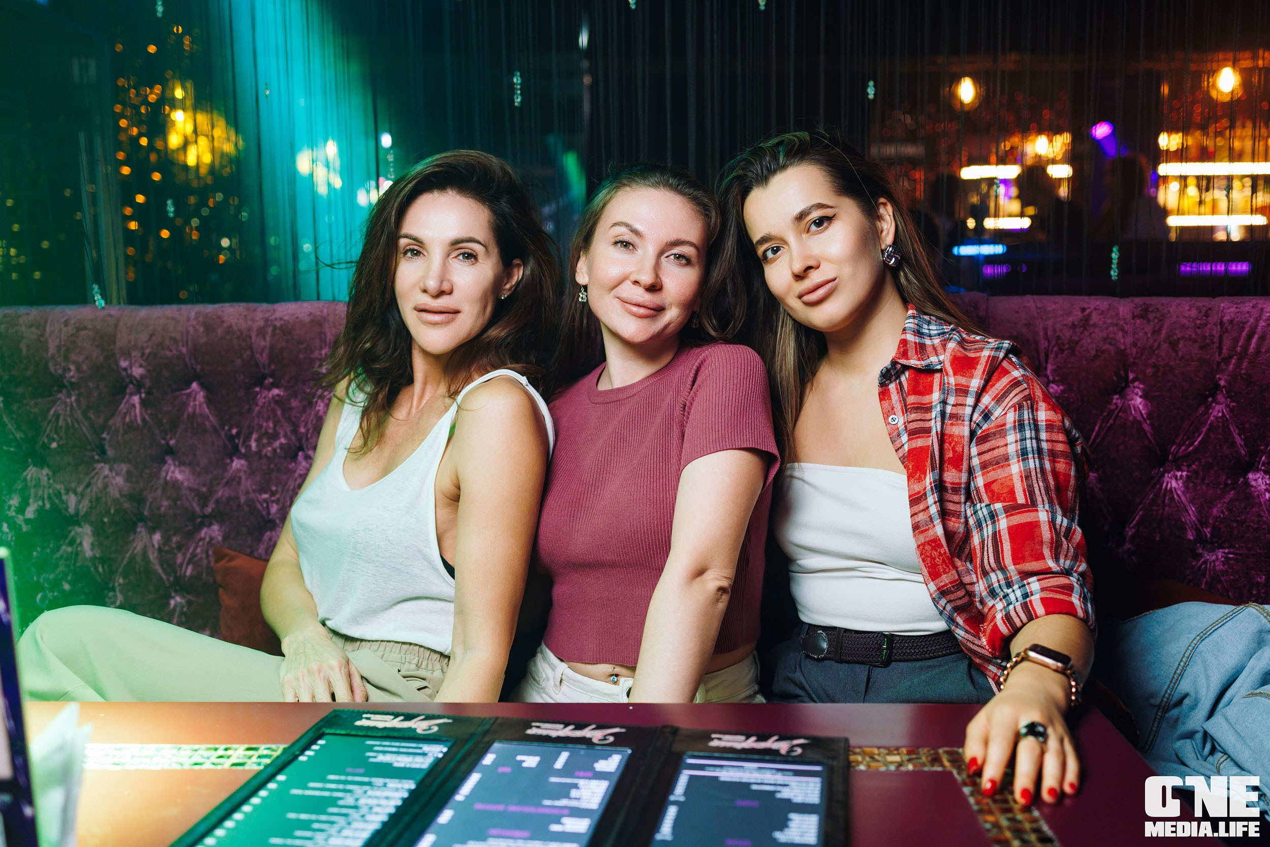 Фоторепортаж из караоке-клуба Эйфория. One Media Life: фоторепортажи, фотоотчеты с мероприятий и заведений