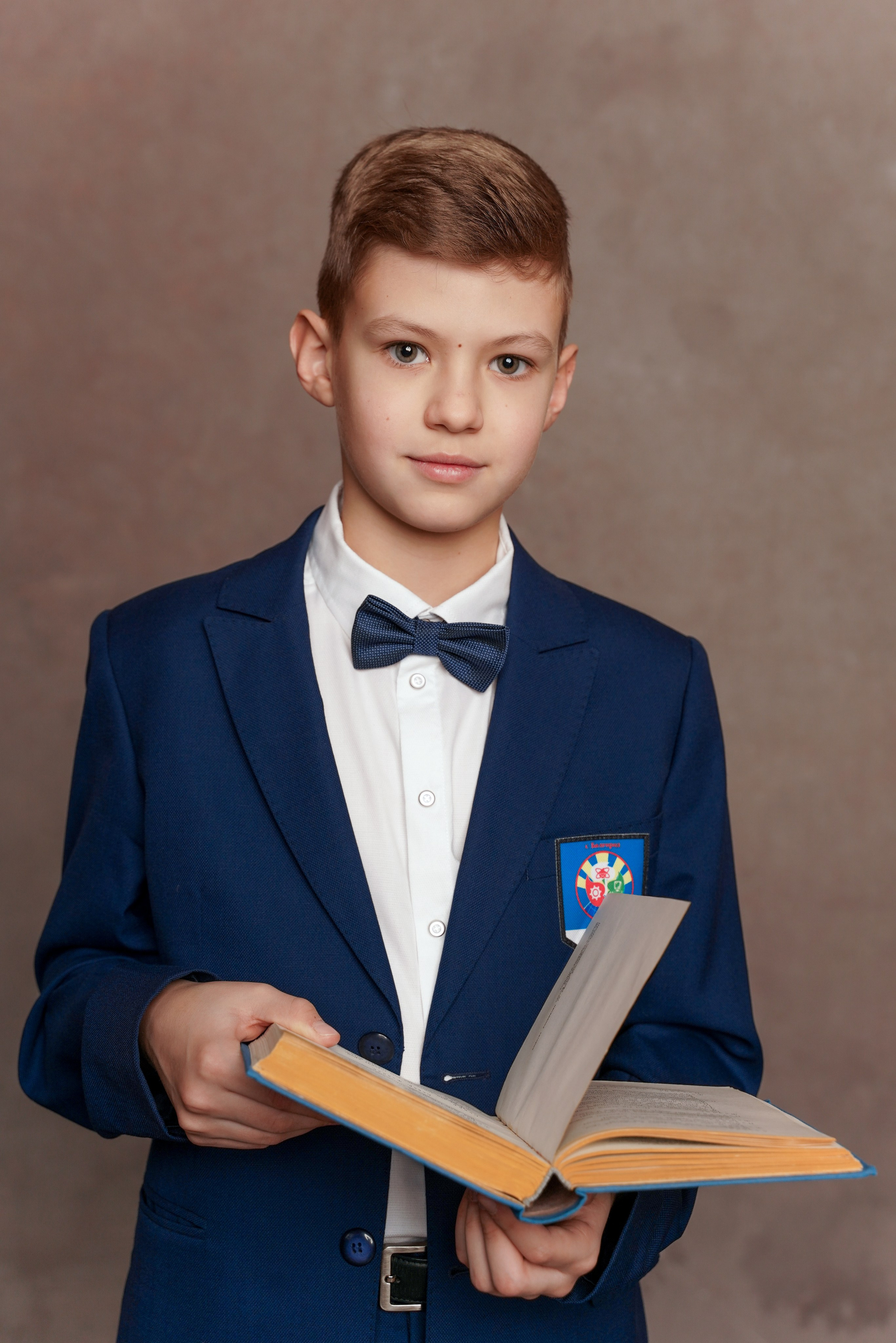 «выпускной альбом в Краснодаре». Выпускной альбом г. Краснодар