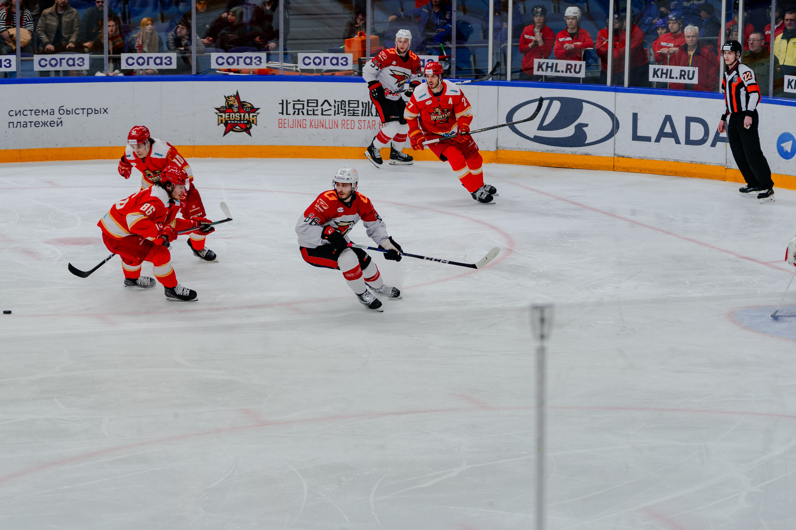 КХЛ КУНЬЛУНЬ РС — АВАНГАРД 22 МАРТА 2025. Репортажный фотограф в Москве Измалков Артем