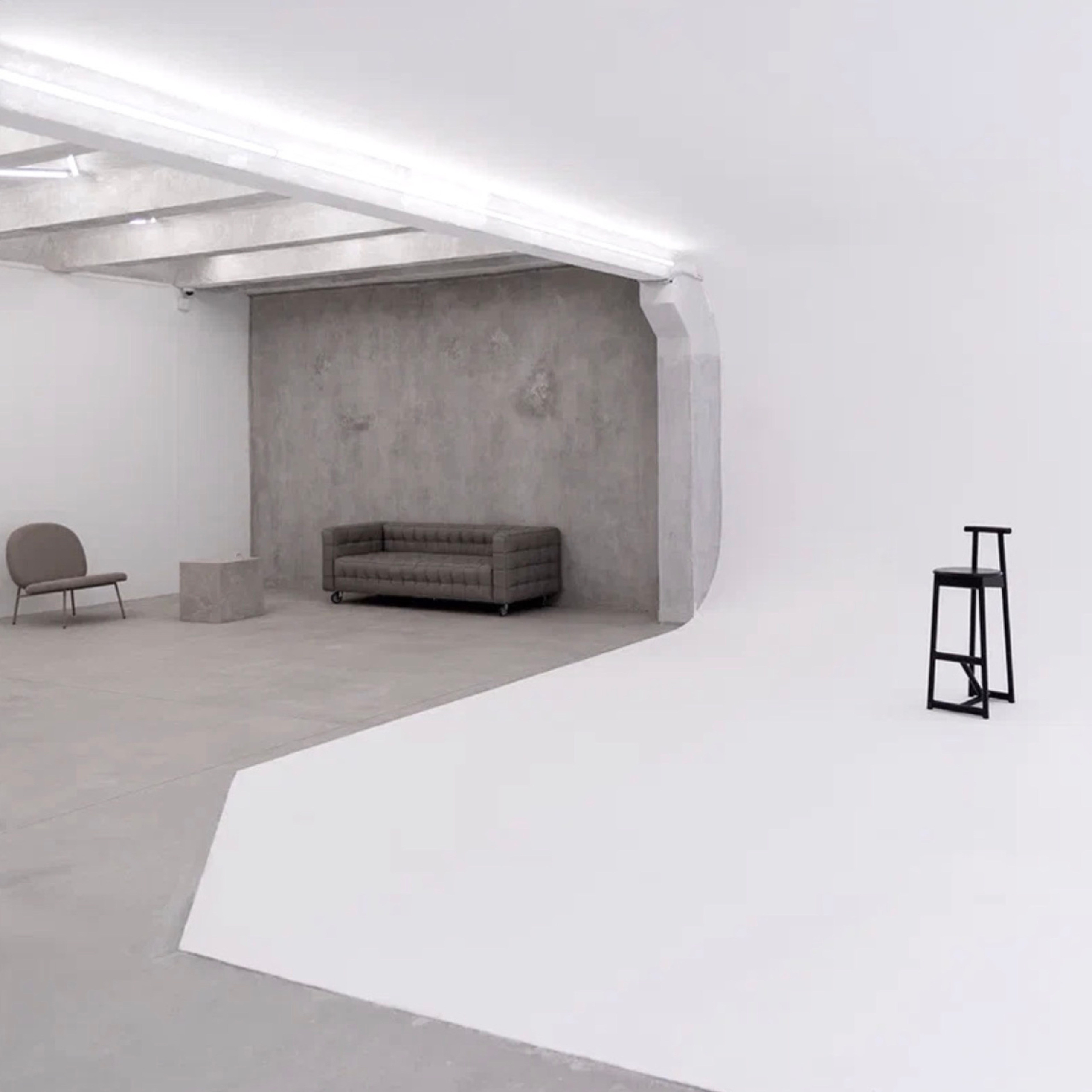 Лучшие фотостудии Москвы 2025. Commercial photographer | Anton Ermakov