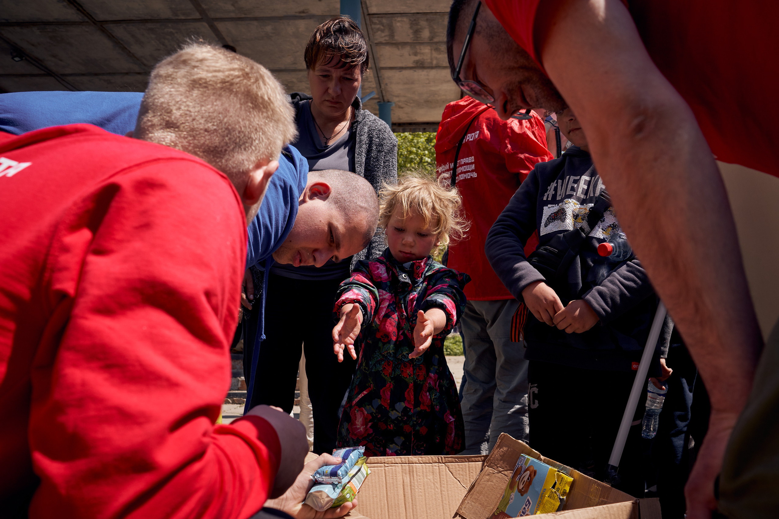 Волонтерский Мариуполь. Photographer Roman Filippov