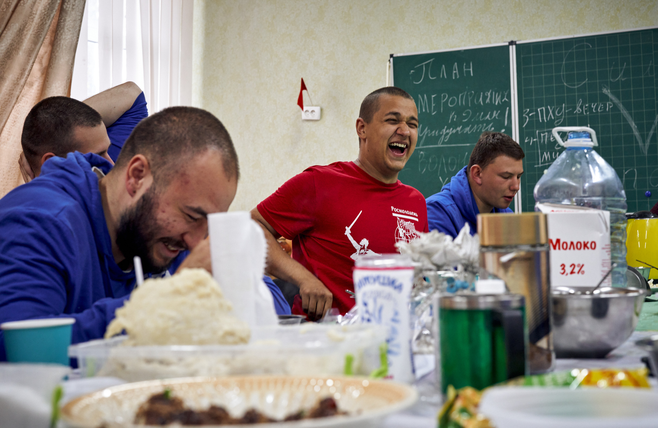 Волонтерский Мариуполь. Photographer Roman Filippov