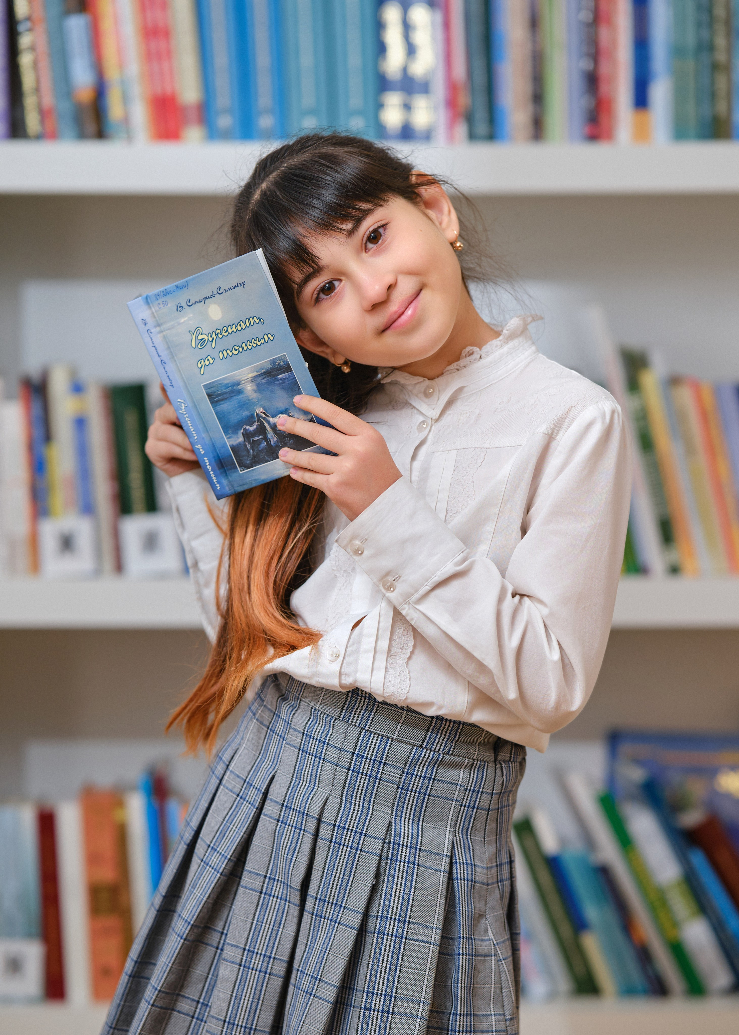 Школьный альбом на выпускной 4 класс. Заказать выпускной альбом 4 класс в Самаре