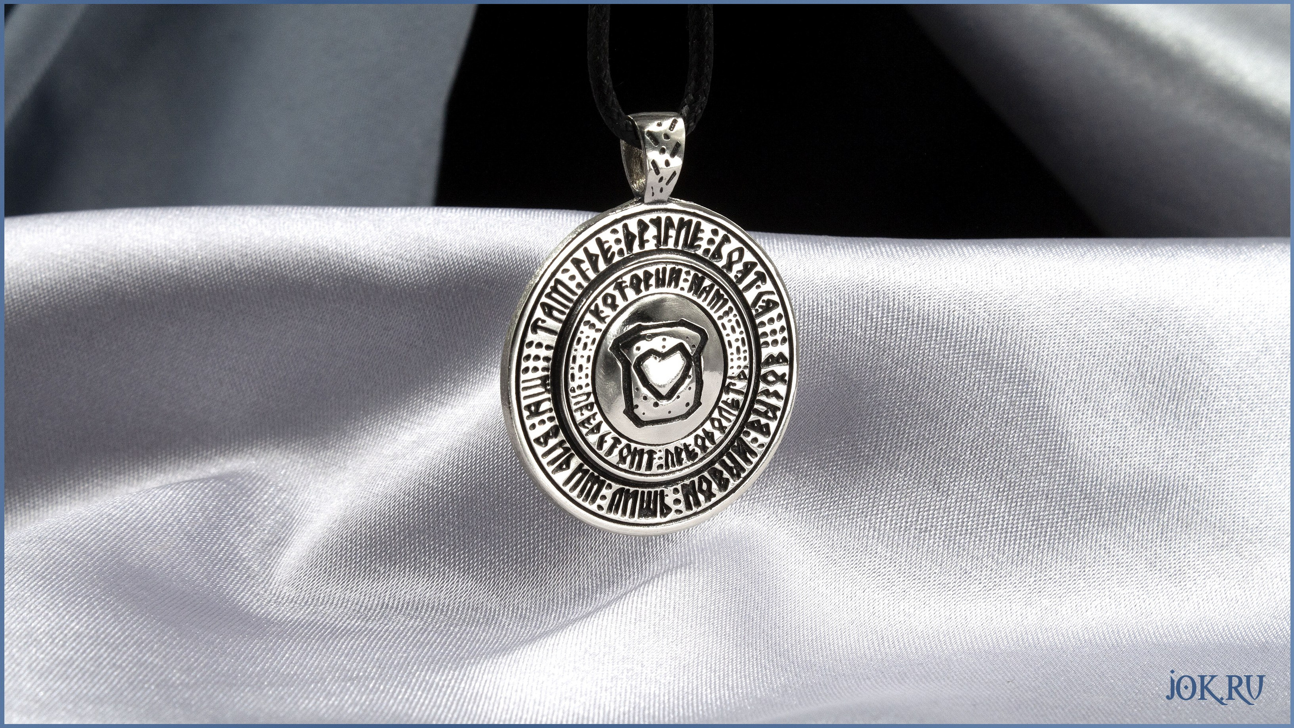 Изготовление корпоративных медалей, подвесок по индивидуальному заказу из аргентана, бронзы, латуни, с нанесением эмалей и установкой камней. Доставка по всей России.