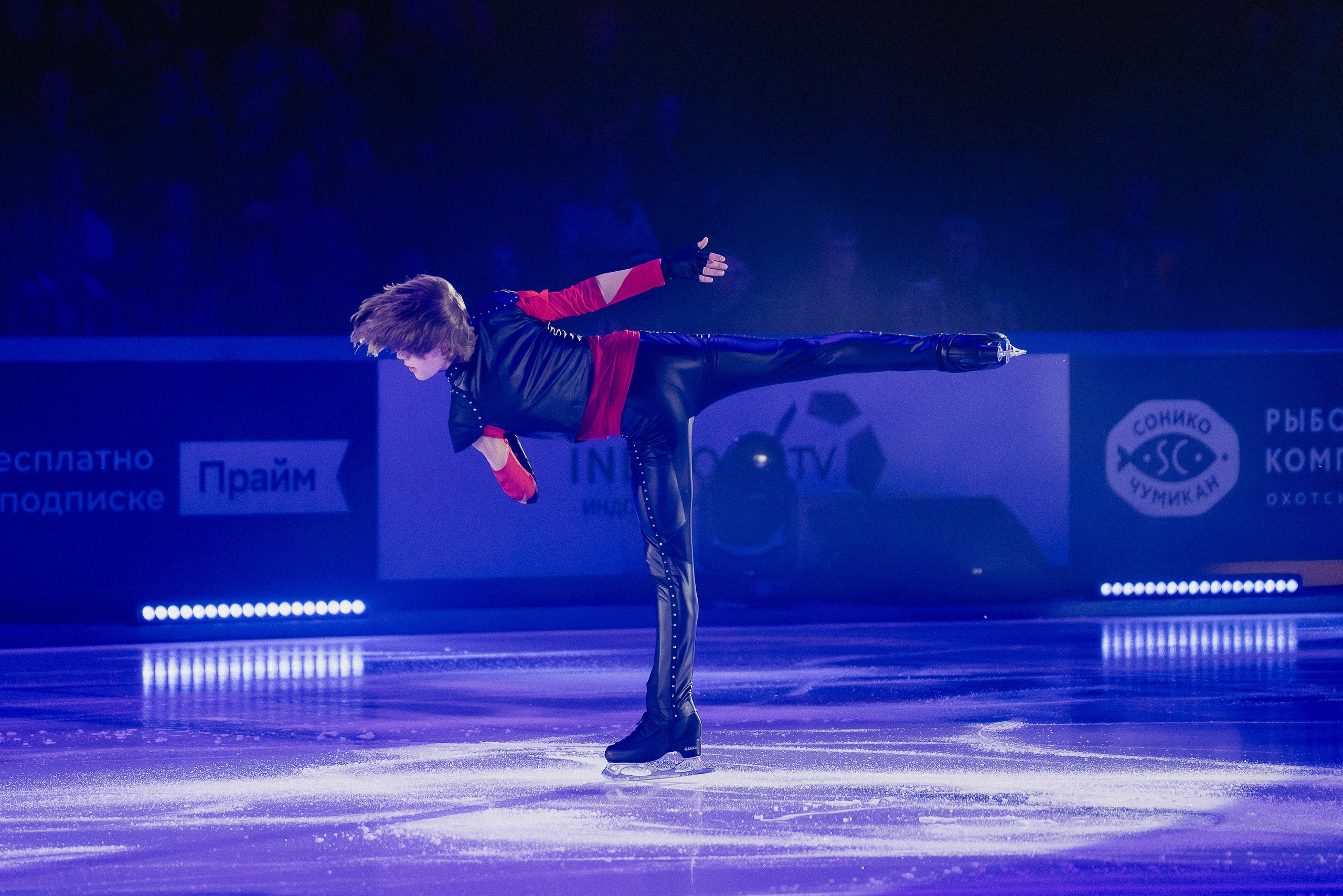 Шоу Этери Тутберидзе в Новосибирске. Воробьева Ксения — Спортивный и танцевальный фотограф Новосибирск