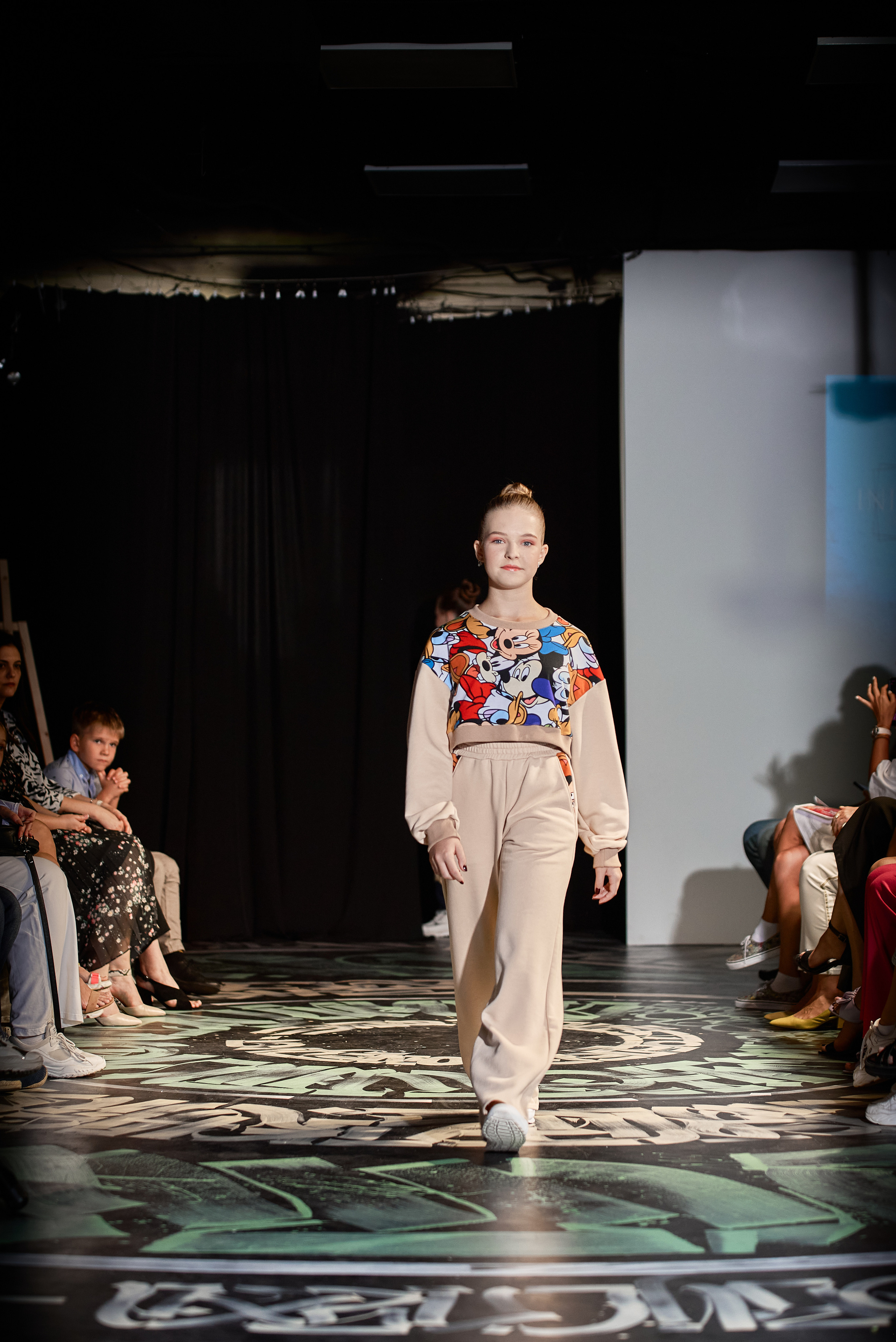 Модный спорт в Open Space. Профессиональный фотограф (Краснодар) Роман Гончаров