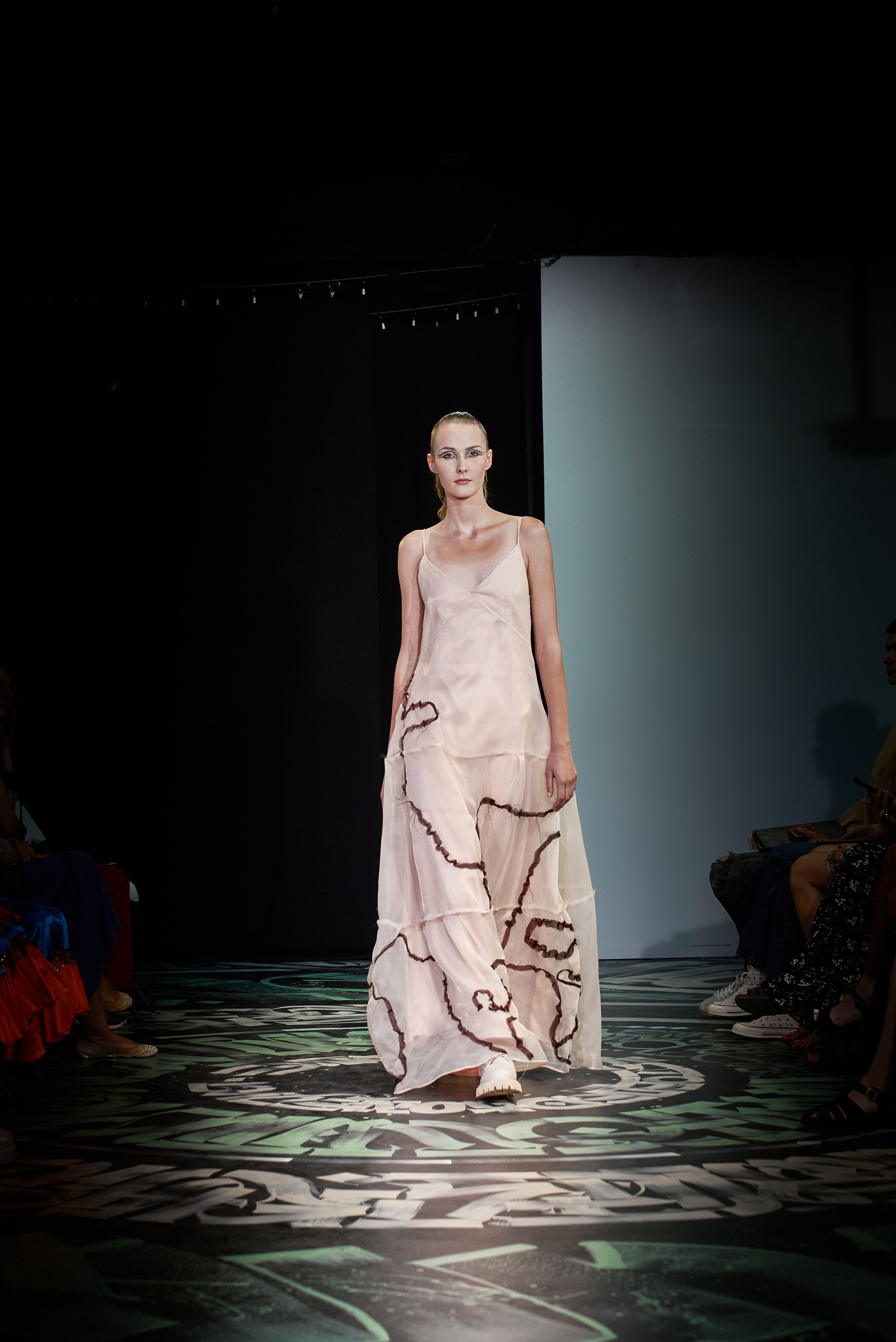 Этнический модный показ в Open Space. Профессиональный фотограф (Краснодар) Роман Гончаров