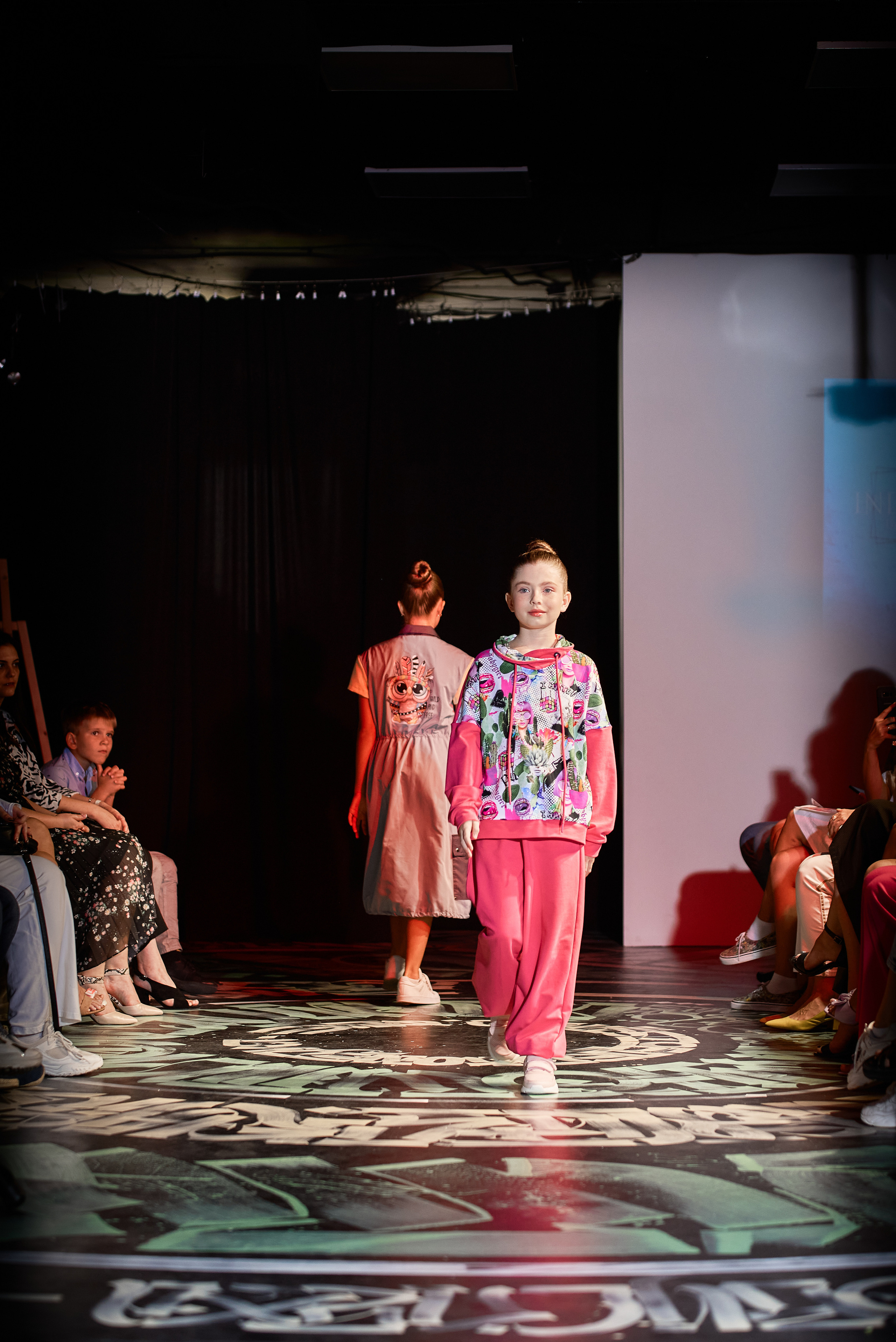 Модный спорт в Open Space. Профессиональный фотограф (Краснодар) Роман Гончаров