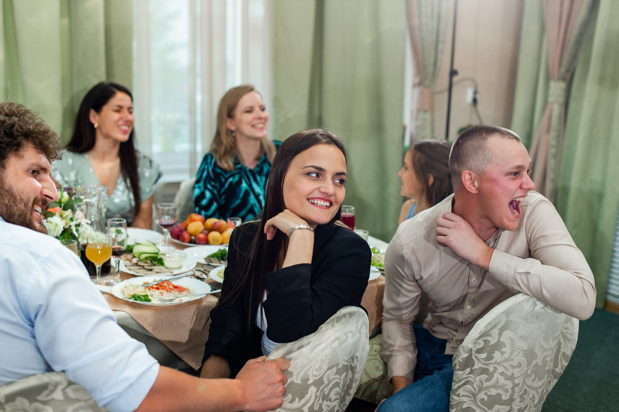 Только банкет. Хотя…. Свадебный и семейный фотограф в Омске Мормулев Михаил