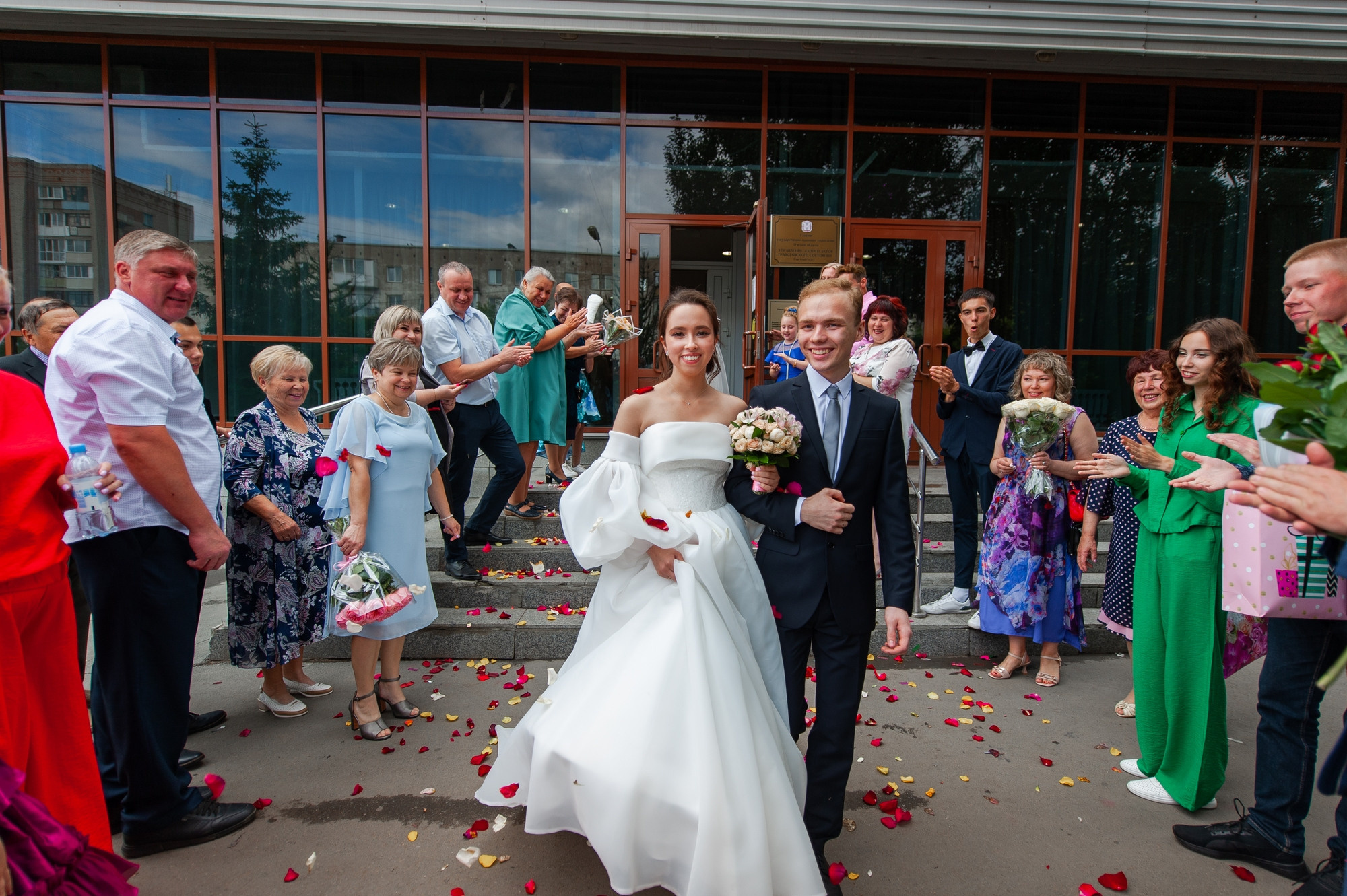 Солнце. Дождь. Солнце. Дождь. Свадебный и семейный фотограф в Омске Мормулев Михаил