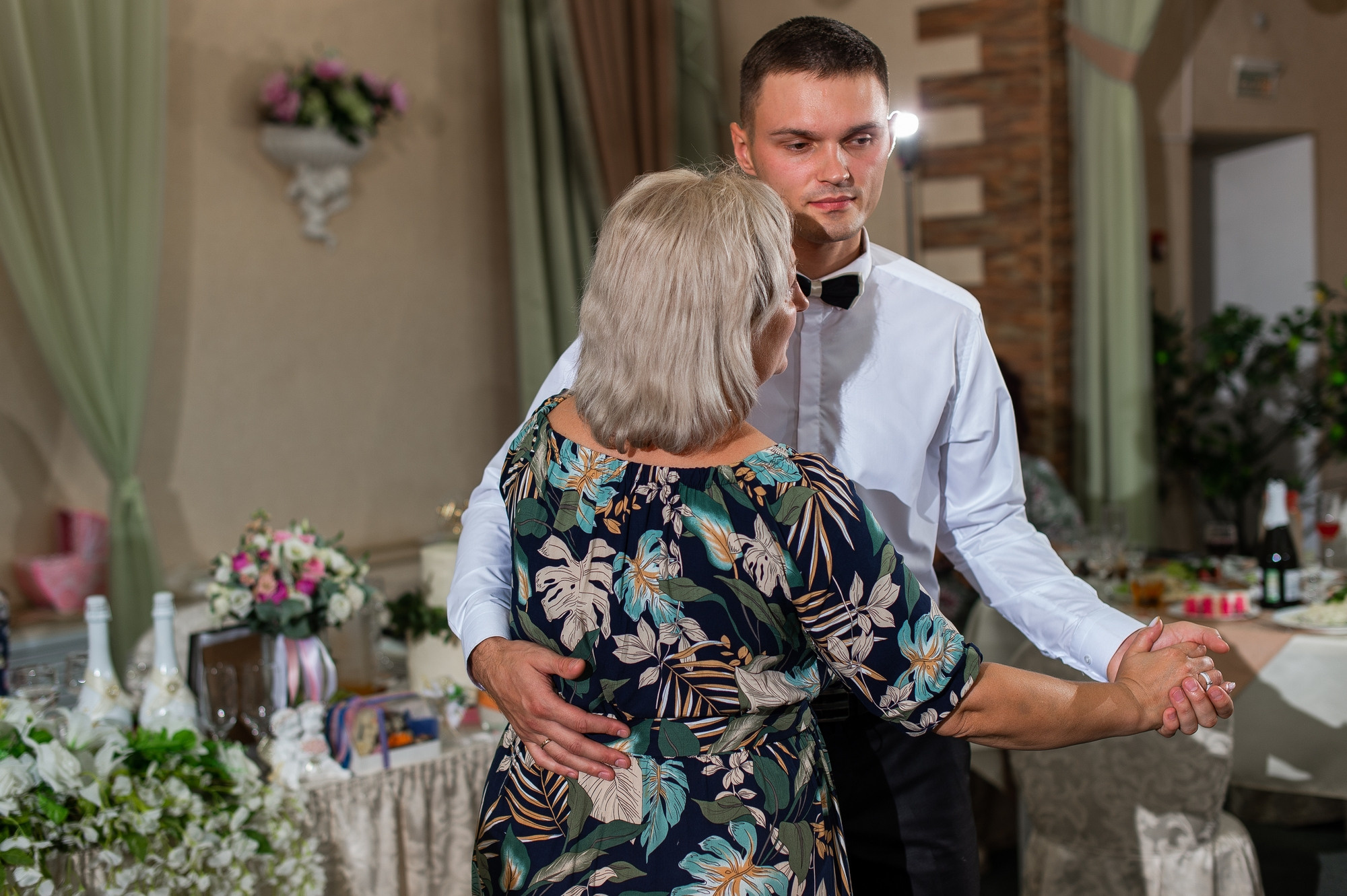 Только банкет. Хотя…. Свадебный и семейный фотограф в Омске Мормулев Михаил