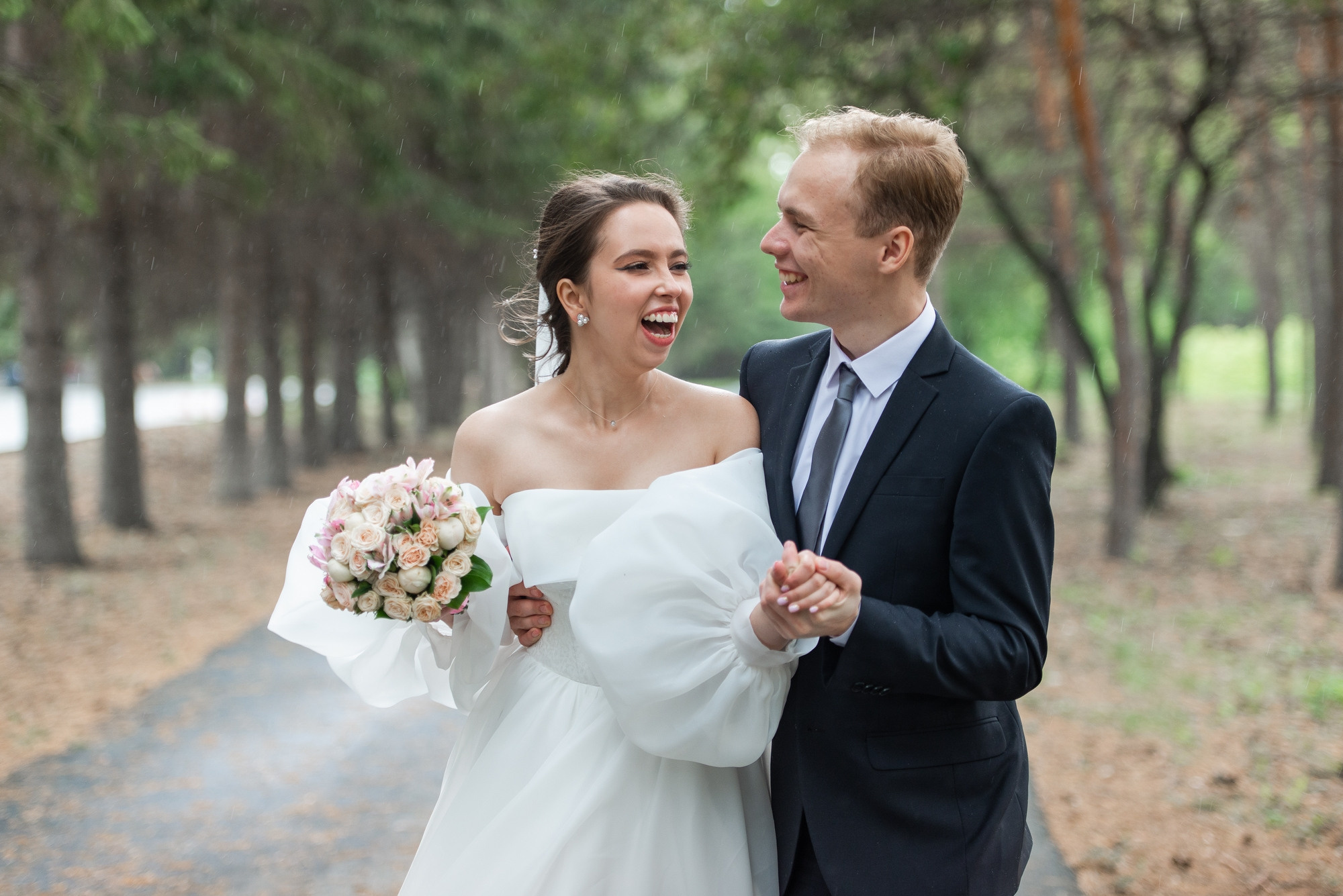 Солнце. Дождь. Солнце. Дождь. Свадебный и семейный фотограф в Омске Мормулев Михаил