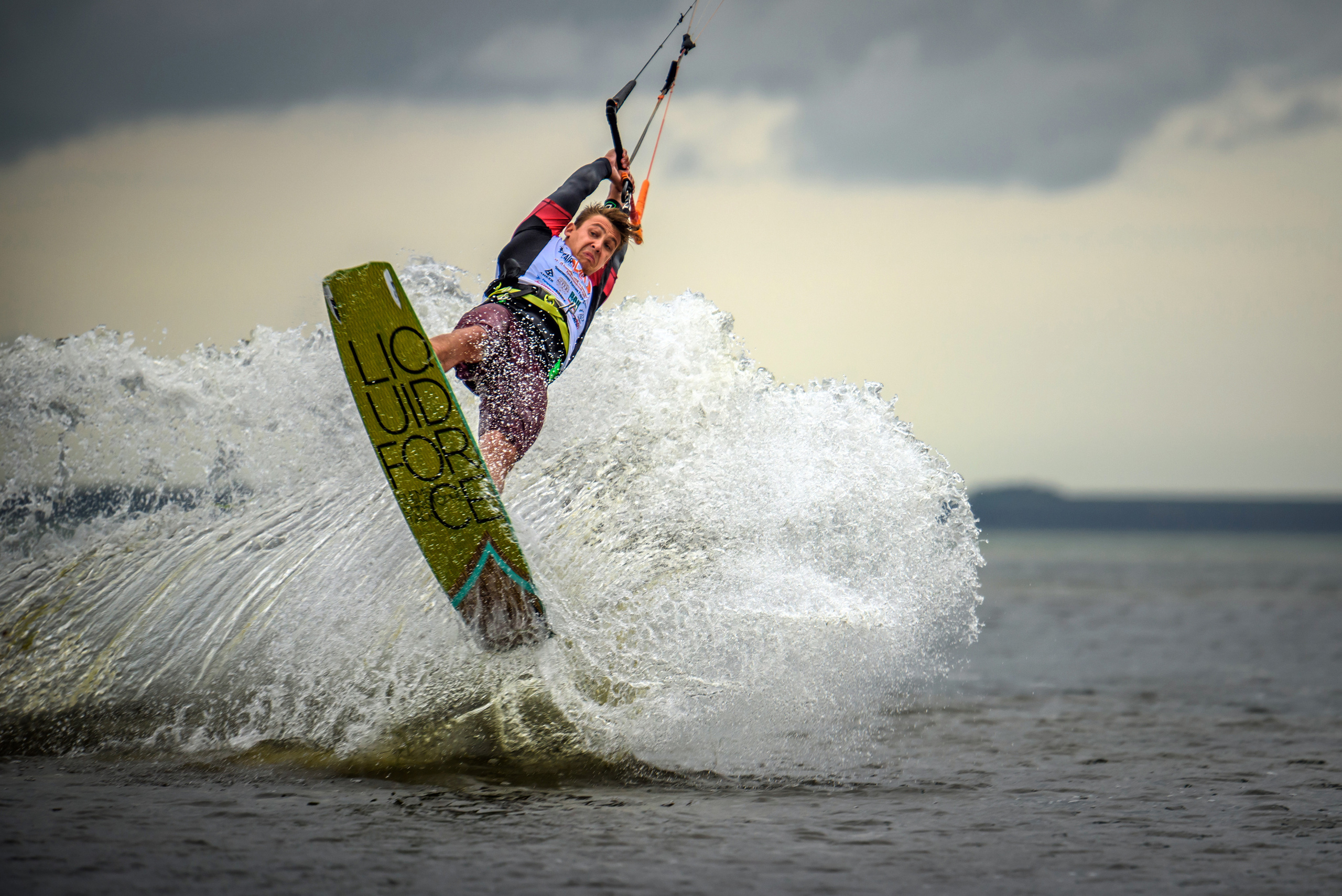 Кайтинг, фристайл, прыжки, трюки