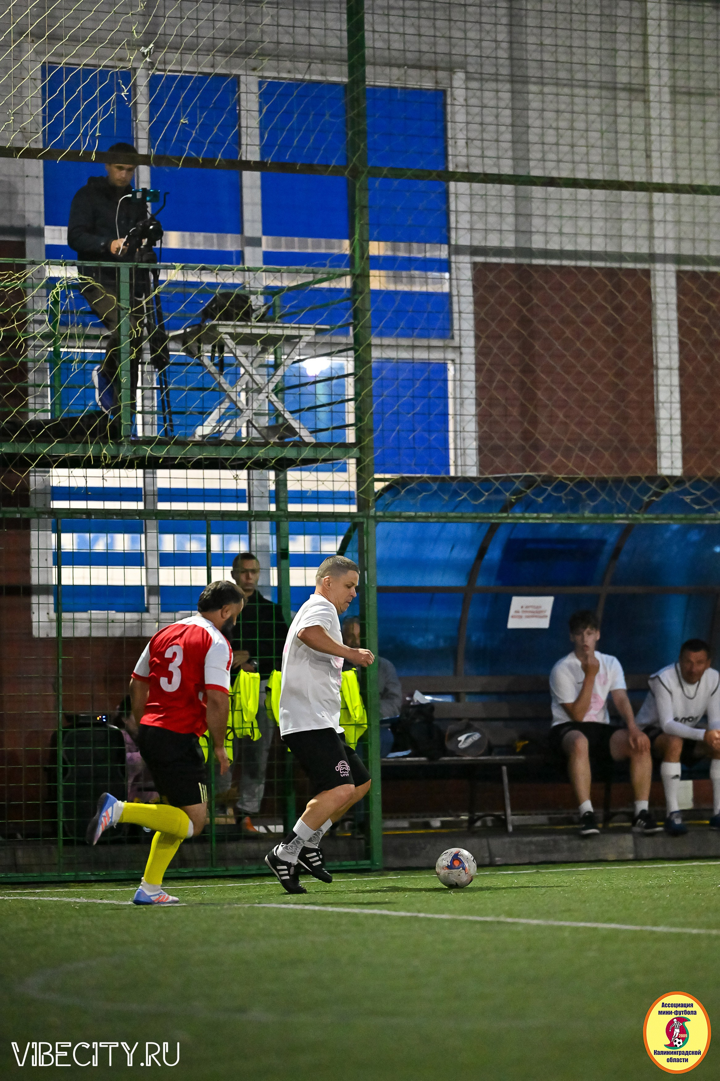 ИГРЫ МИНИ-ФУТБОЛЬНОЙ И КОРПОРАТИВНОЙ ЛИГИ. VIBECITY.RU Вайб Сити Ру Фоторепортажи Фотоотчеты Калининград