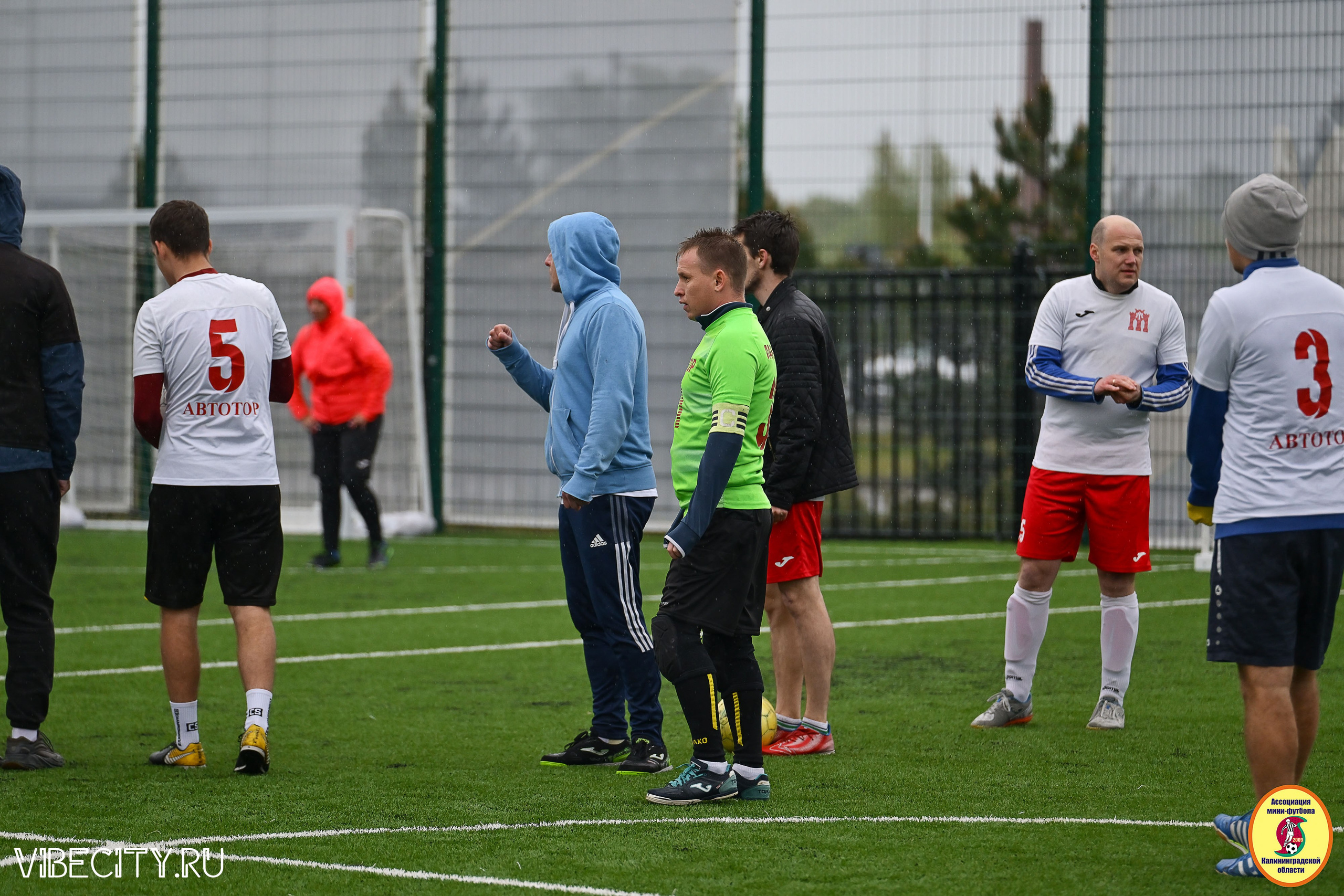 ИГРЫ МИНИ-ФУТБОЛЬНОЙ ЛИГИ. VIBECITY.RU Вайб Сити Ру Фоторепортажи Фотоотчеты Калининград