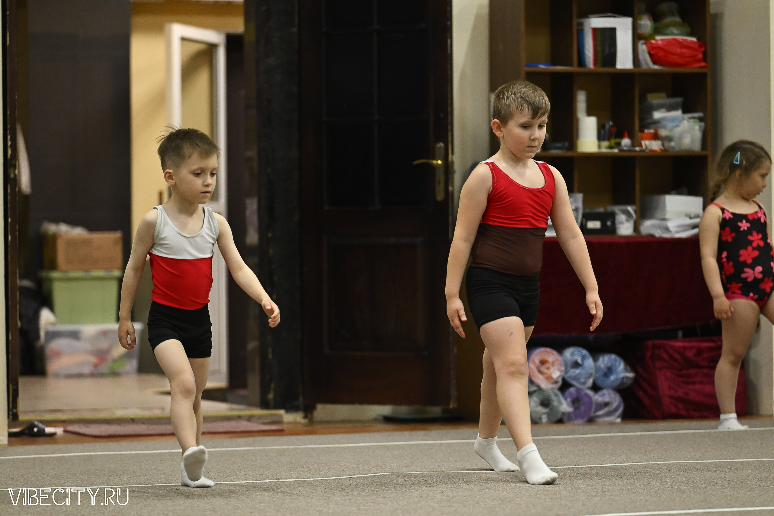 Контрольная тренировка по спортивной гимнастике. VIBECITY.RU Вайб Сити Ру Фоторепортажи Фотоотчеты Калининград