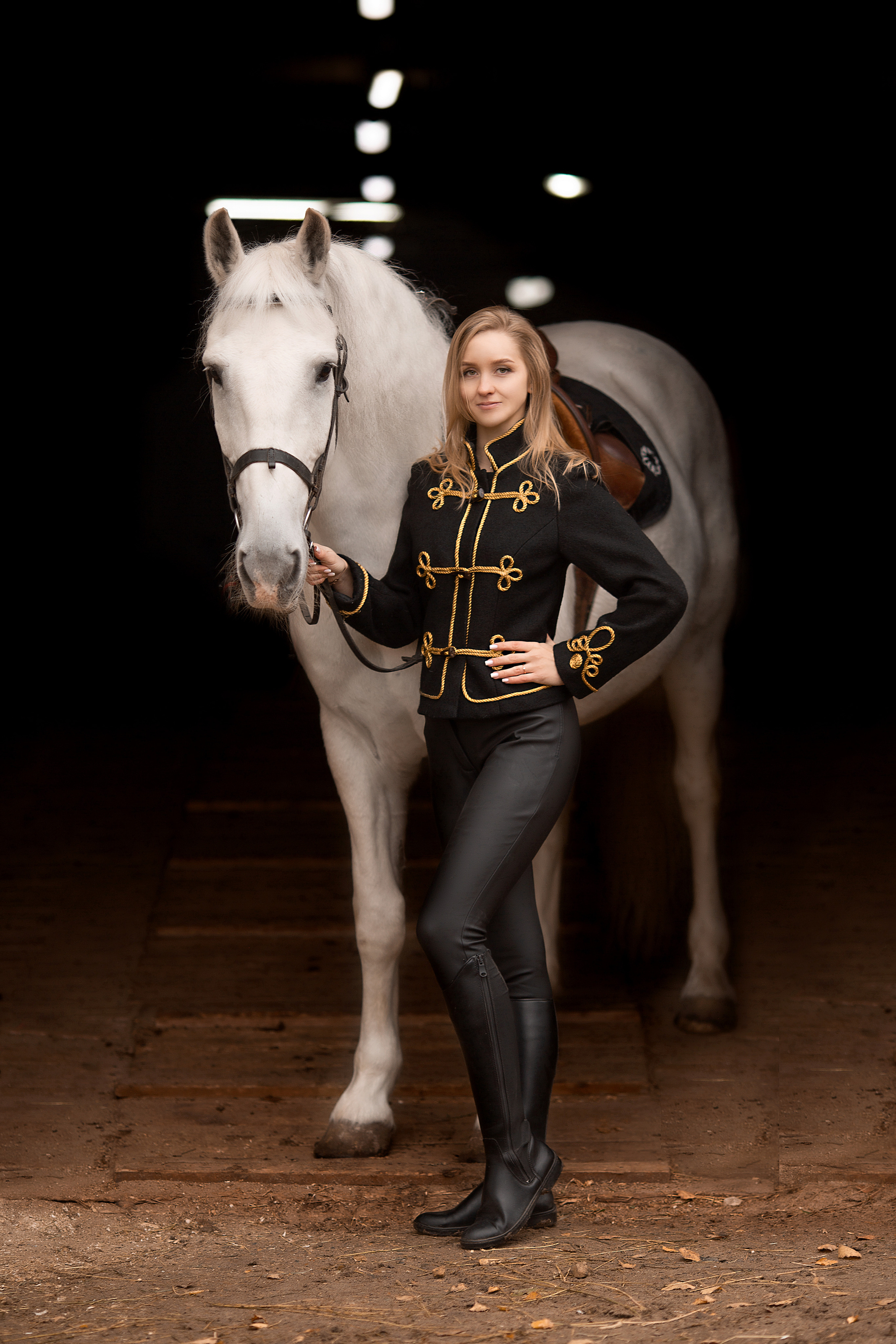 Любовь и Воробей. Фотосессия с лошадьми в Нижнем Новгороде