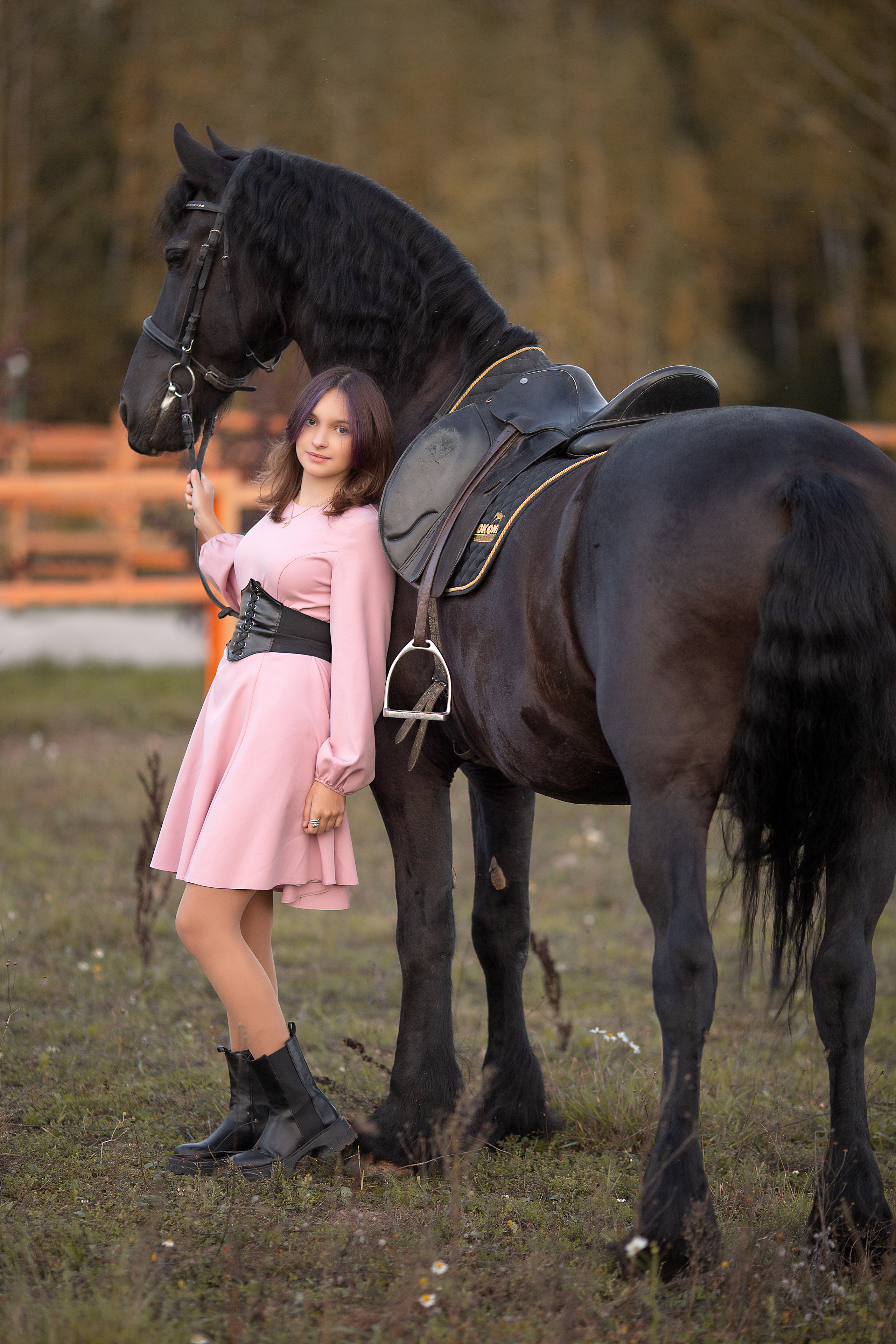 Софья и Ферзь (КСК Курцево). Фотосессия с лошадьми в Нижнем Новгороде