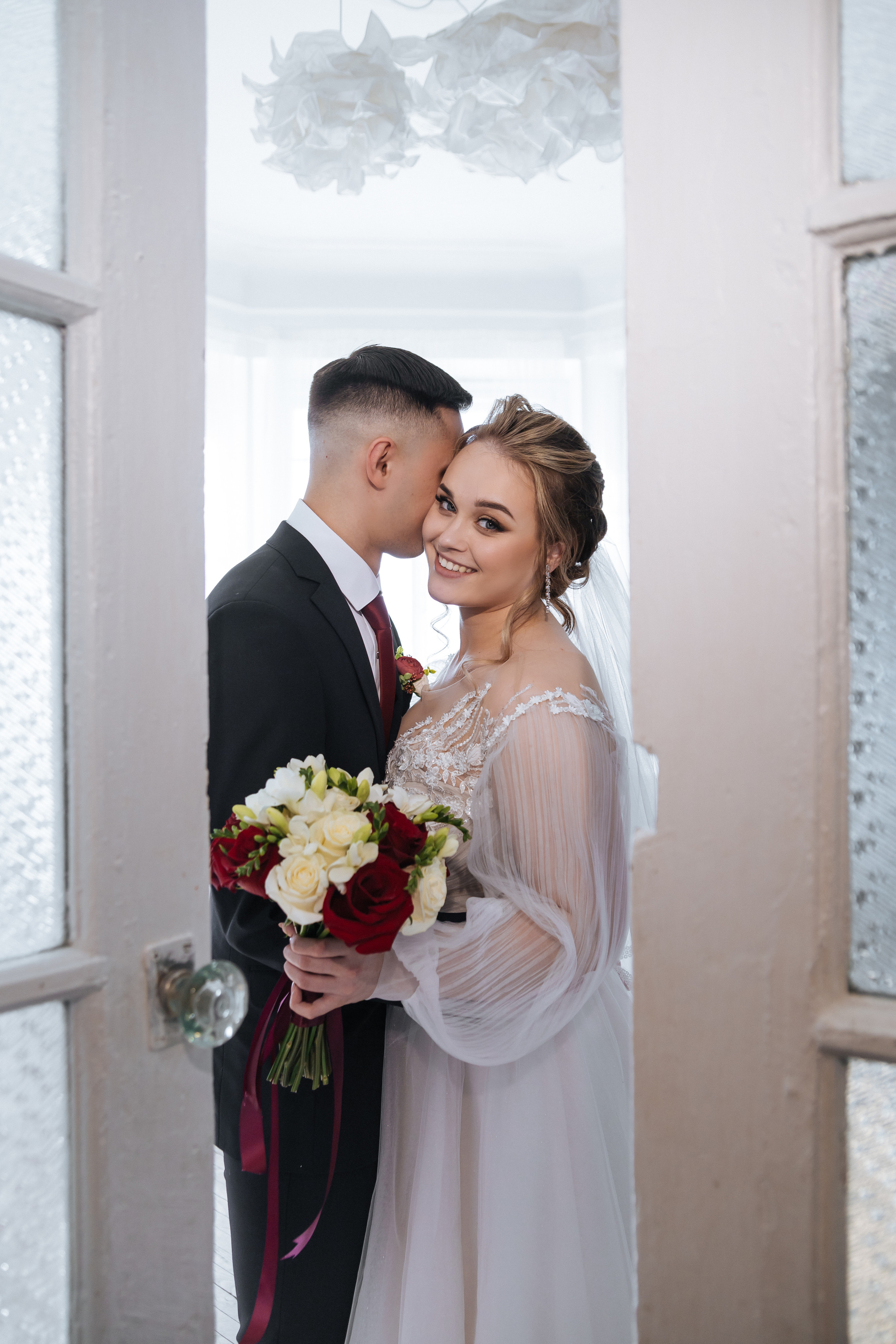 Артём и Настя. Свадьба в лучах солнца. Фотограф Мурманск Лилия Маер