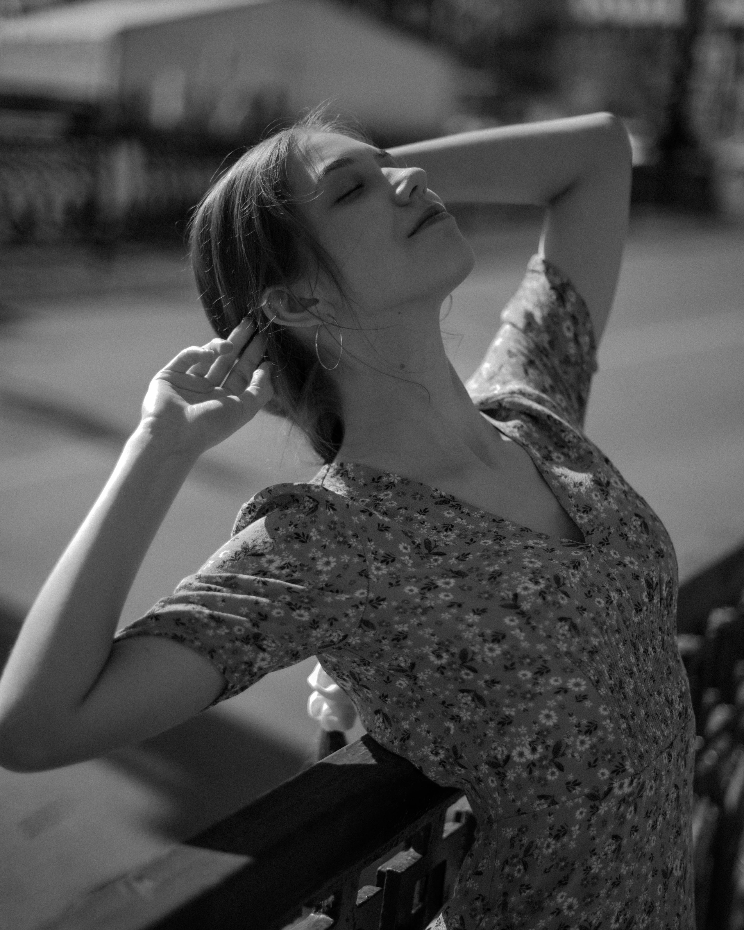 Ася. Женский фотограф. Создатель украшений ручной работы. Модель