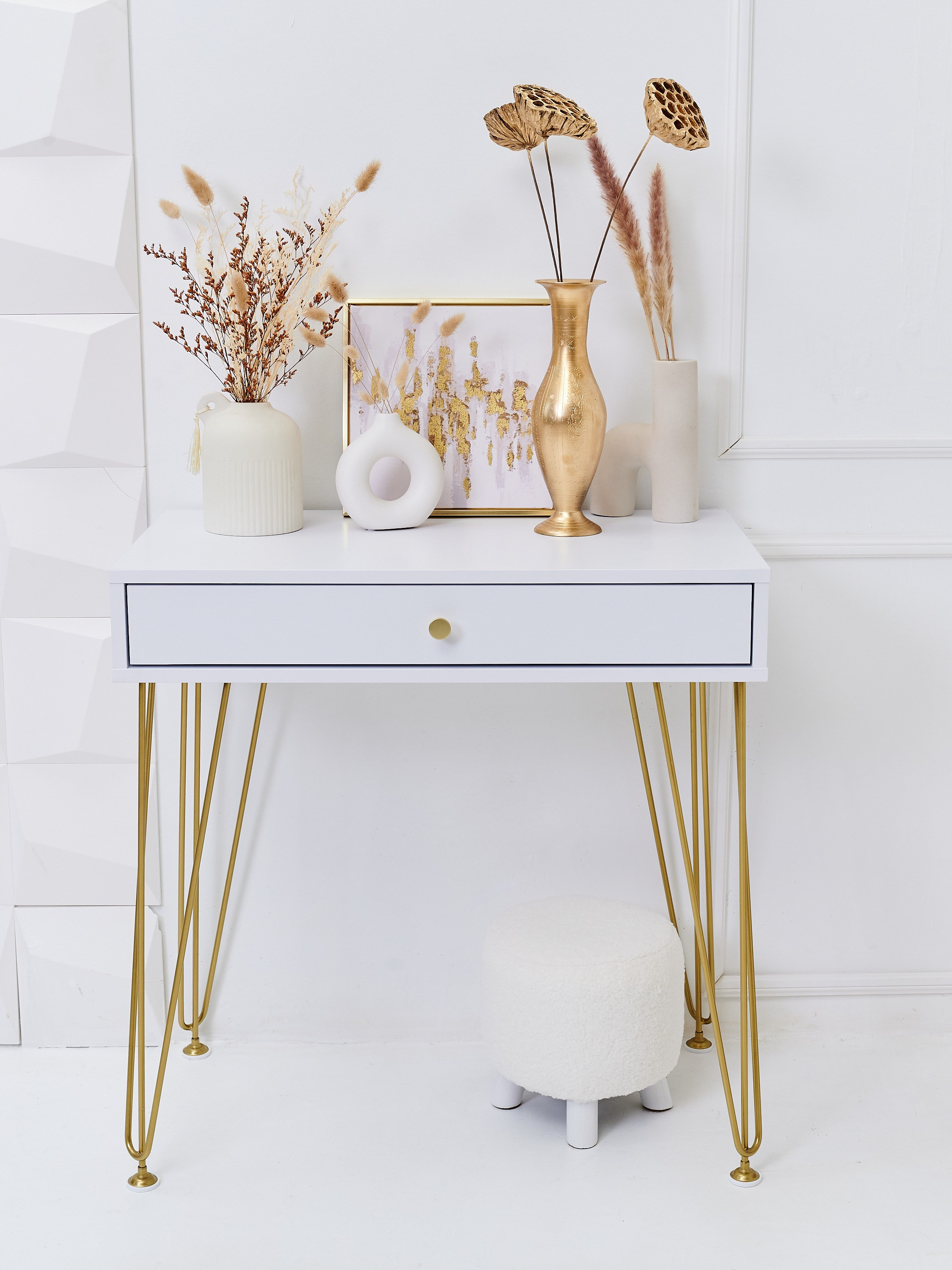 Большой выбор локаций для фотосъемок для каталогов на маркетплейсы. ТМ Продакшн — Съемка для маркетплейсов в Москве