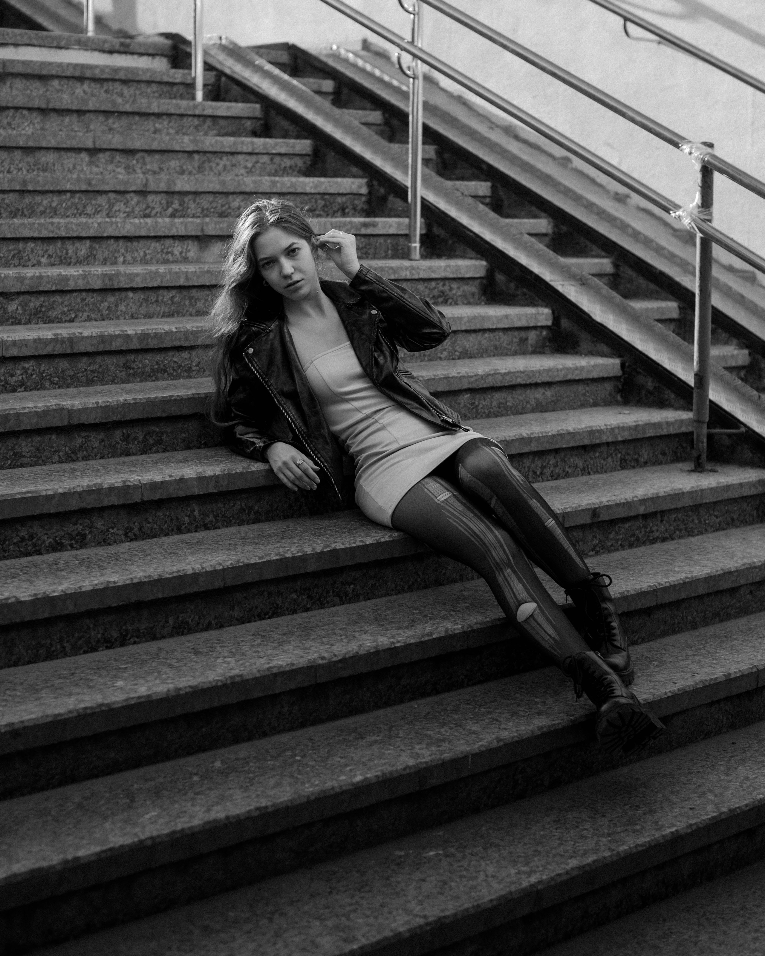Ася. Женский фотограф. Создатель украшений ручной работы. Модель