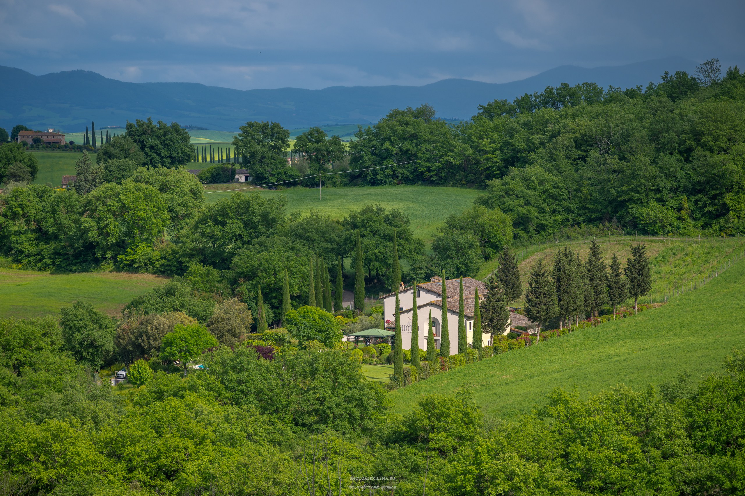 Радикофани и Баньо Виньони. Авторские стильные фотокартины