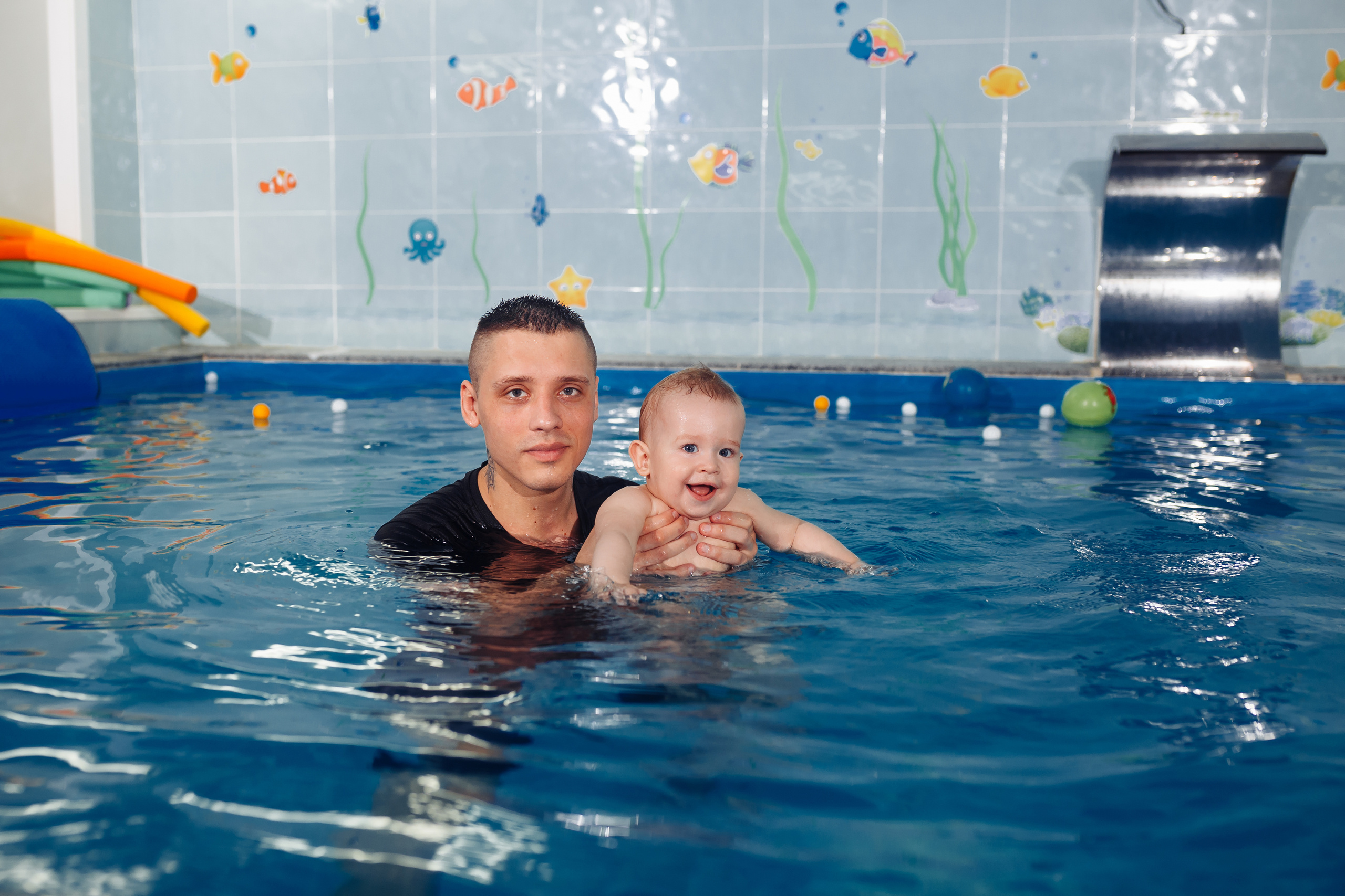 А сын то любит плавать. Свадебный фотограф Ерхов Антон