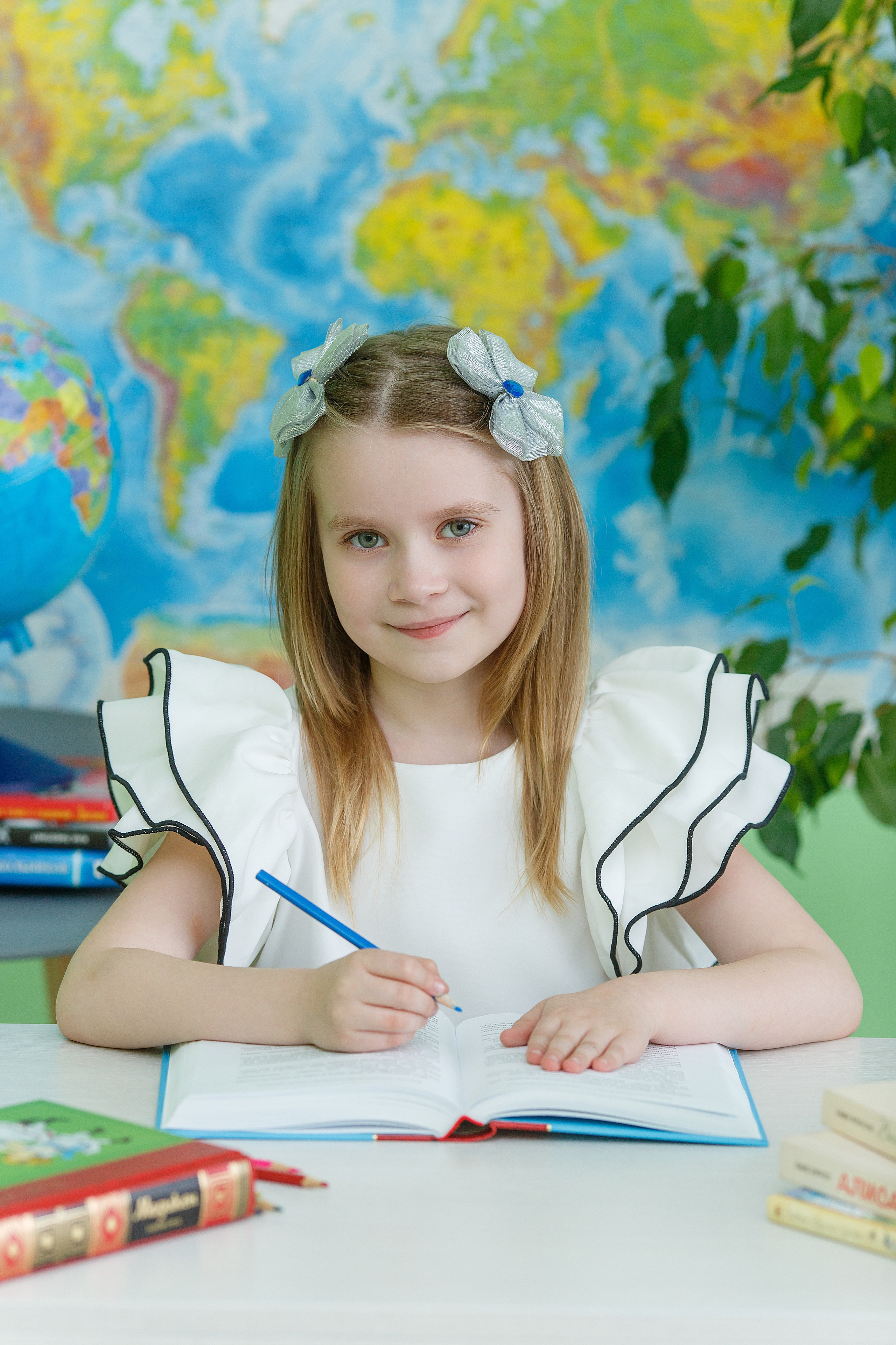 Цены для 1-3 классов. Выпускной альбом в Москве и Домодедово Вышка Школьный фотограф