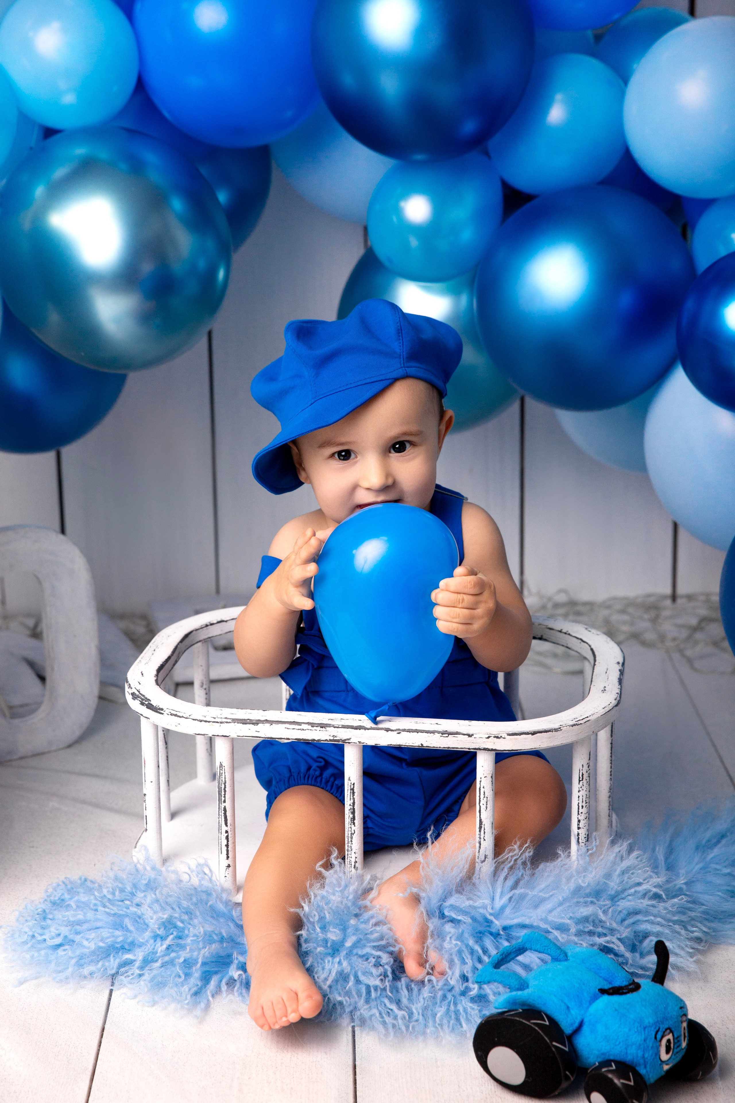 Фотосессия ГОДОВАСИЕ. Фотограф новорожденных, детей до года и беременных в Симферополе