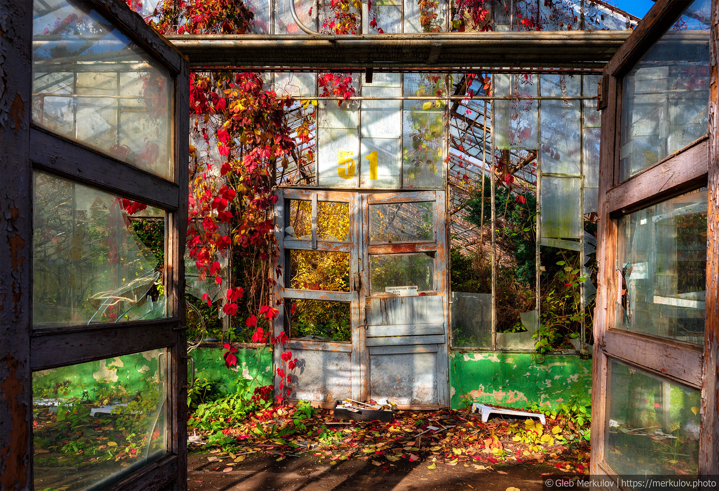 Съемка заброшенных теплиц в Московской области перед реконструкцией