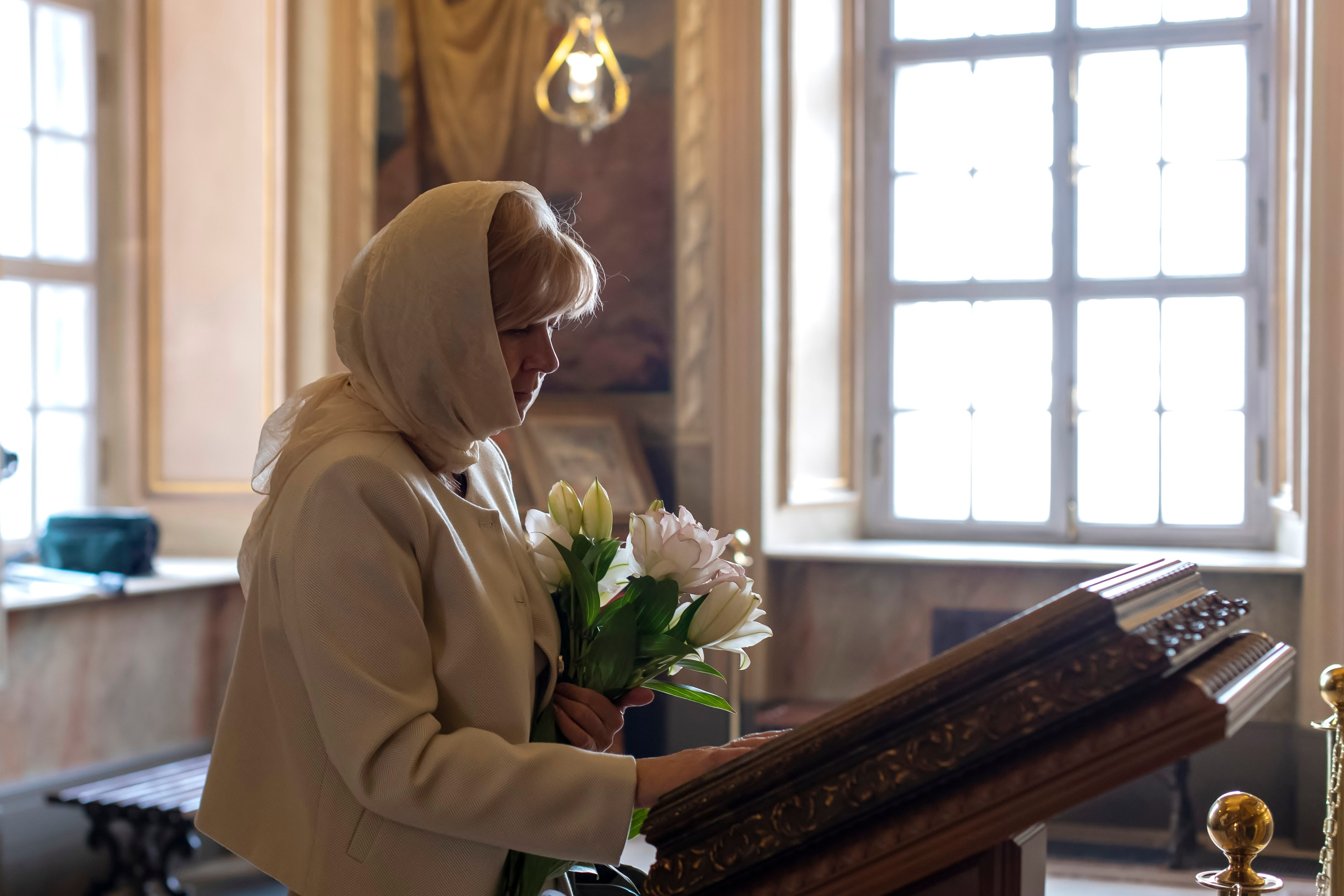 Венчание в храме Климента Папы Римского на Третьяковской. Свадебный и семейный фотограф в Москве Ирина Гончарова