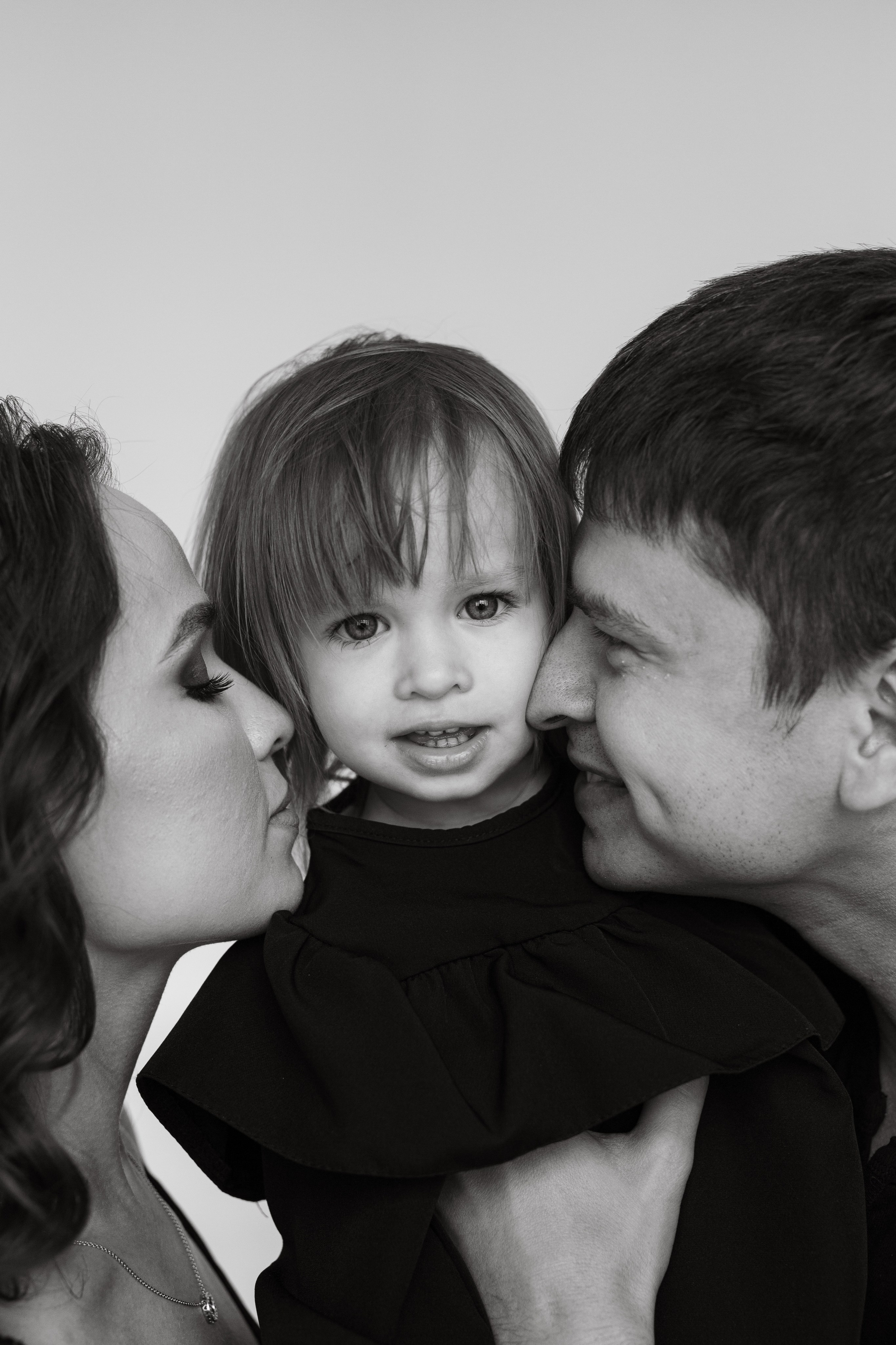 Family in Black. Индивидуальные и семейные съёмки в Уфа Маргарита Истомина