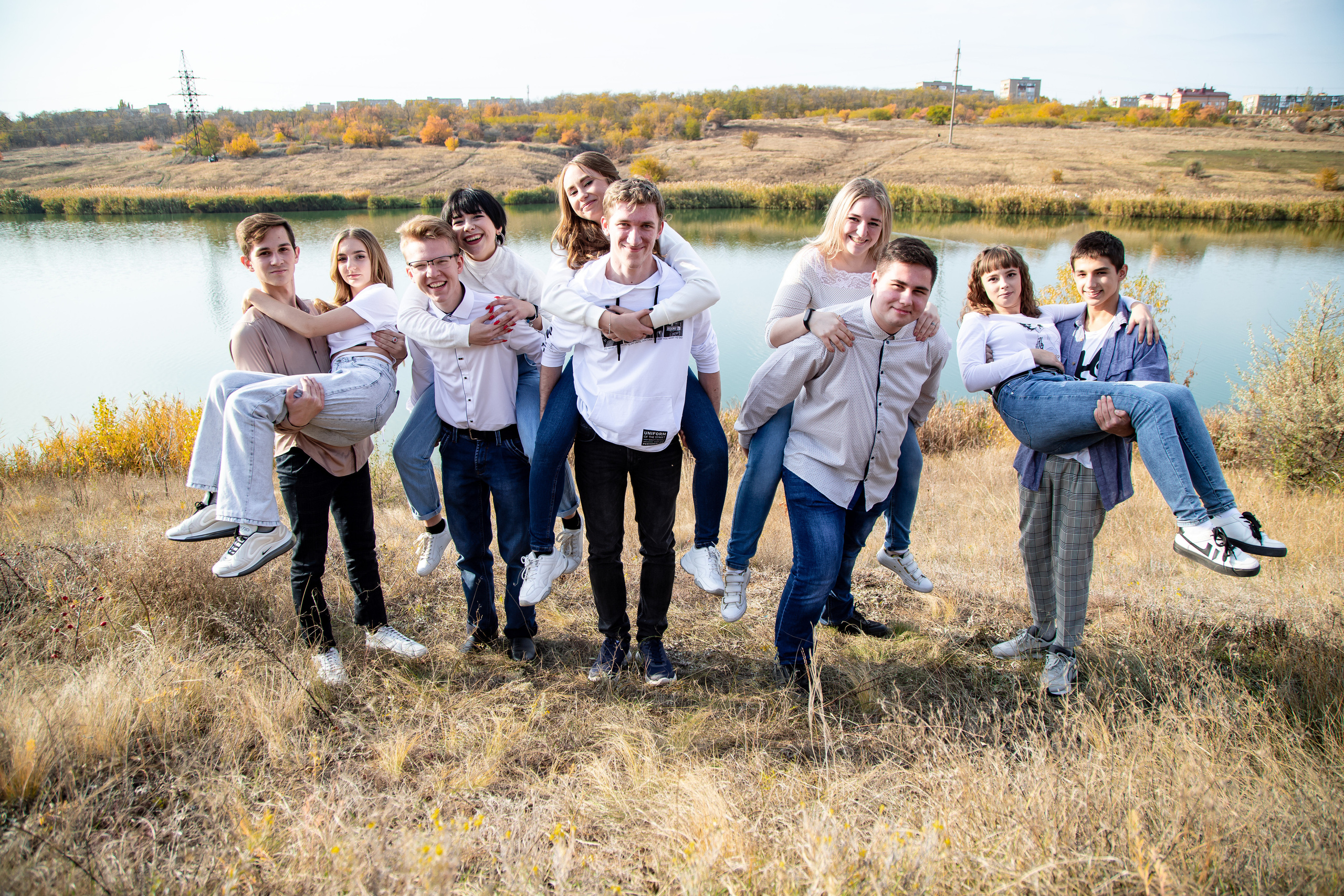 Школьная фотосессия на природе. Выпускной альбом Шахты Ростов