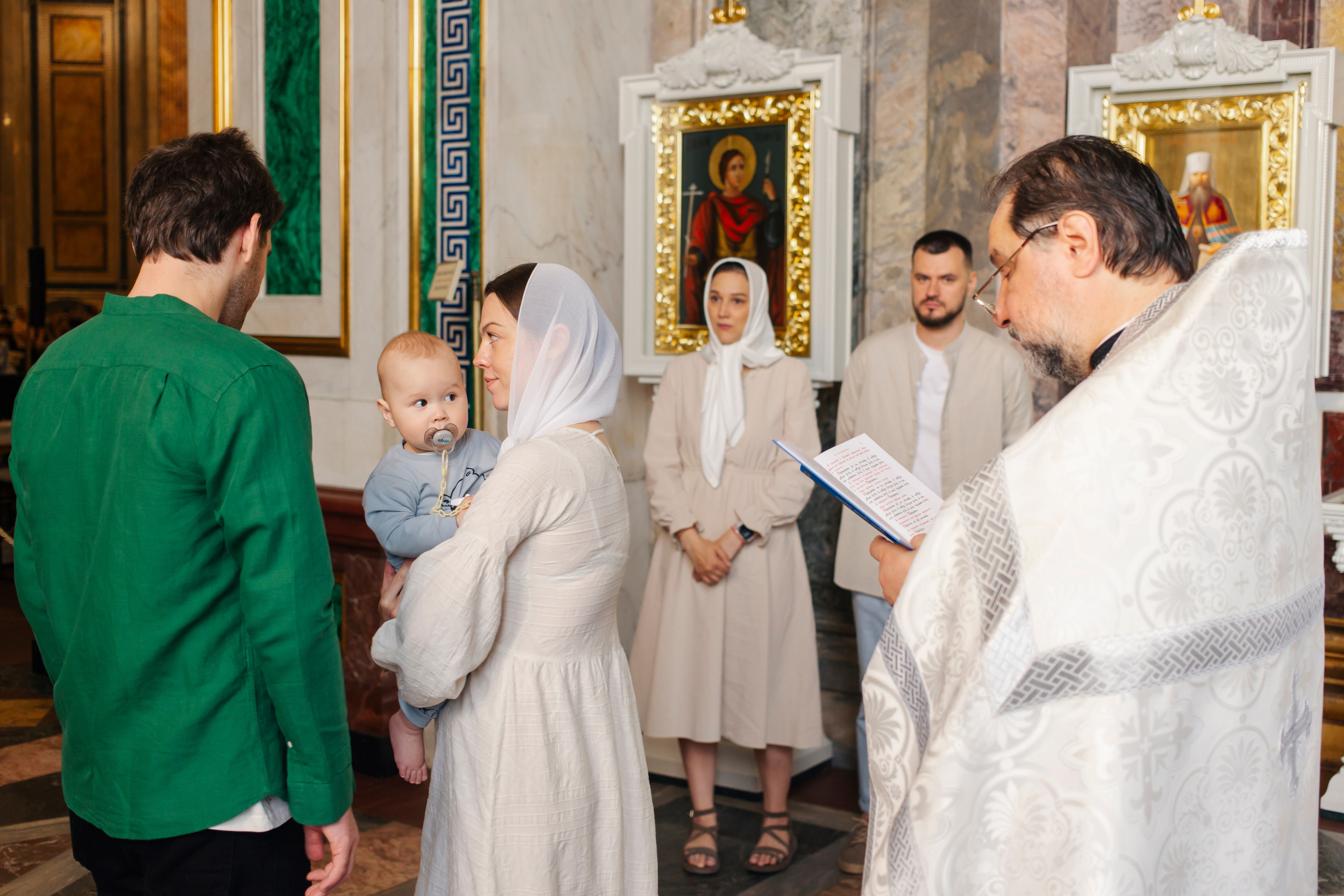 фотограф на крещение санкт петербург, справка о беседе перед крещением, сколько стоит крещение спб, лучшие храмы для крещения, крещение ребенка в спб цены, пушкин церковь узнать про крестины что нужно, что нельзя делать перед крещением, лучшие храмы для крещения, санкт петербург фотограф, крестить без крестных, всего один крестный, имя для крещения малыша