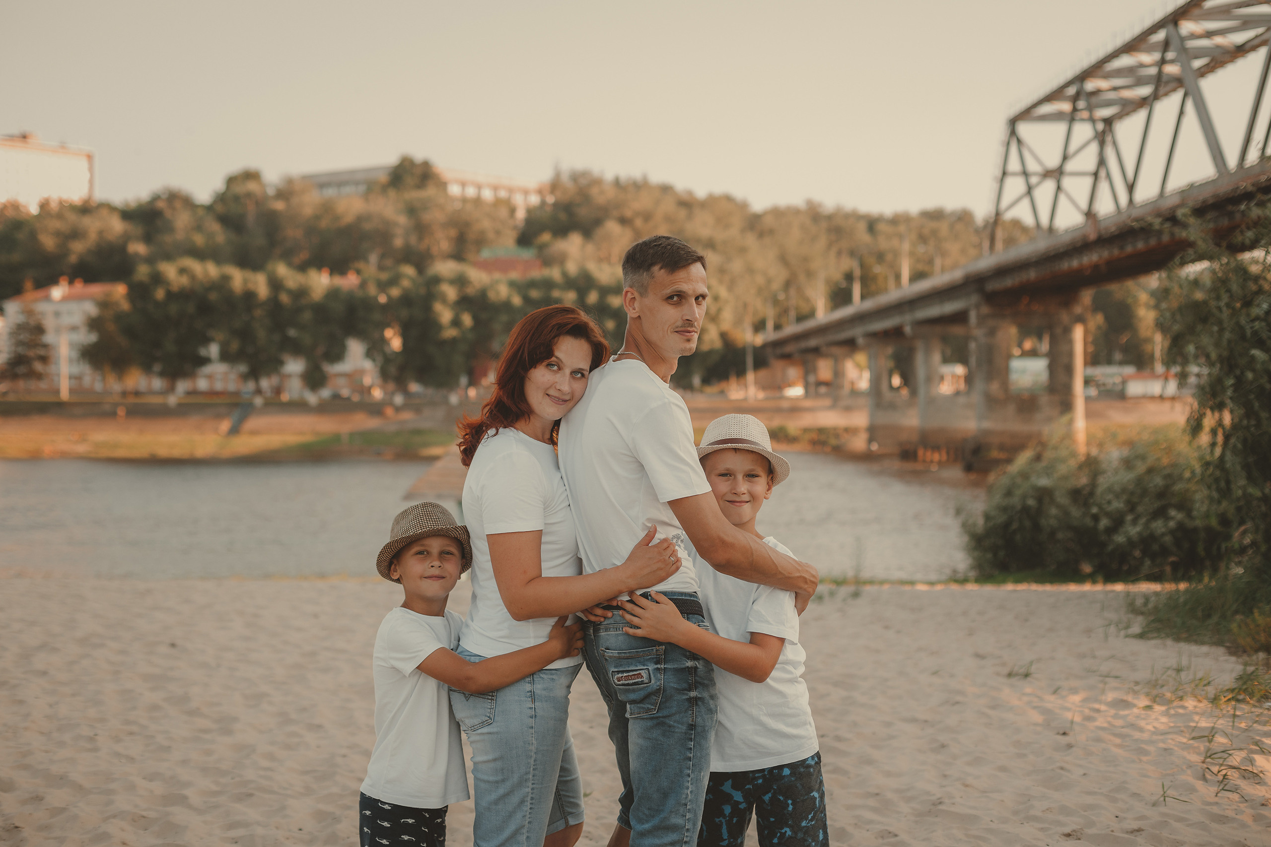 Семейная и Детская съёмка. Семейный, детский, свадебный фотограф по всей РБ Валера Михневич