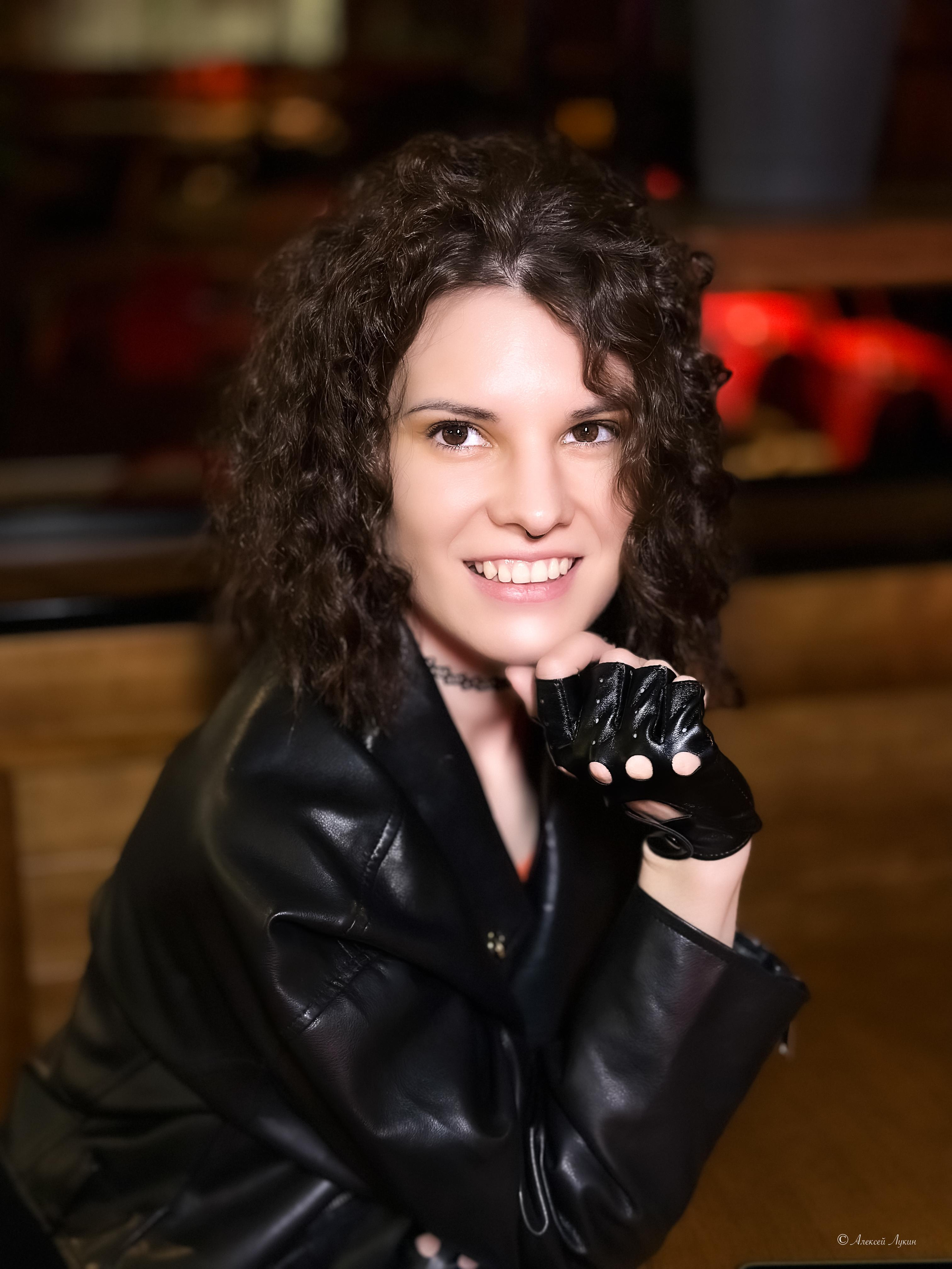 Мобильный Фотограф в Санкт-Петербурге Алексей Лукин. Фотосъёмка на камеру телефона. Фото на Айфон. Фотограф Алексей Лукин. Свадьба, мероприятие, корпоратив, юбилей, фотосессия, портрет. Фотосъёмка в Санкт-Петербурге. Ретушь фотографий