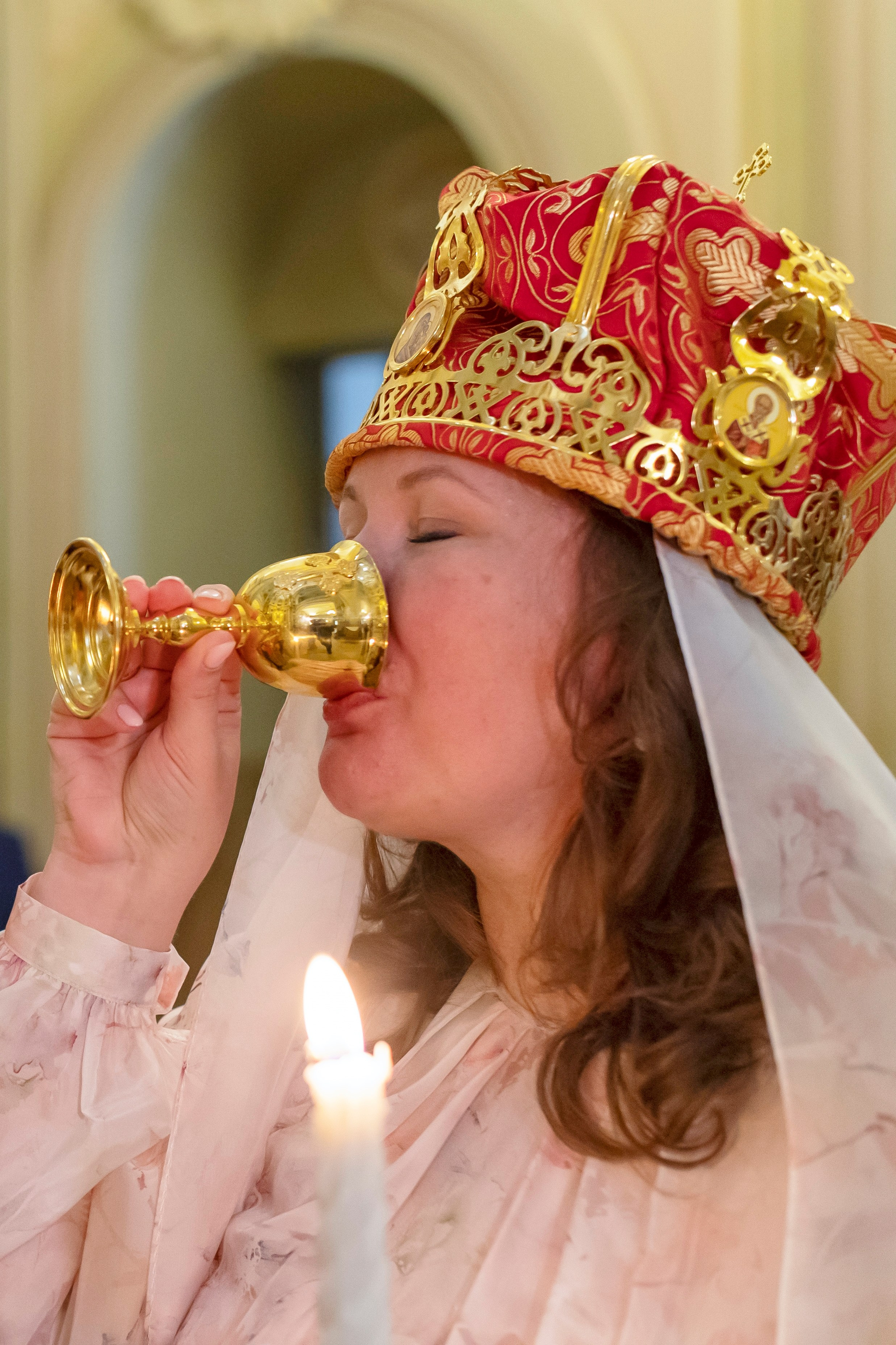 Венчание в храме Климента Папы Римского на Третьяковской. Свадебный и семейный фотограф в Москве Ирина Гончарова