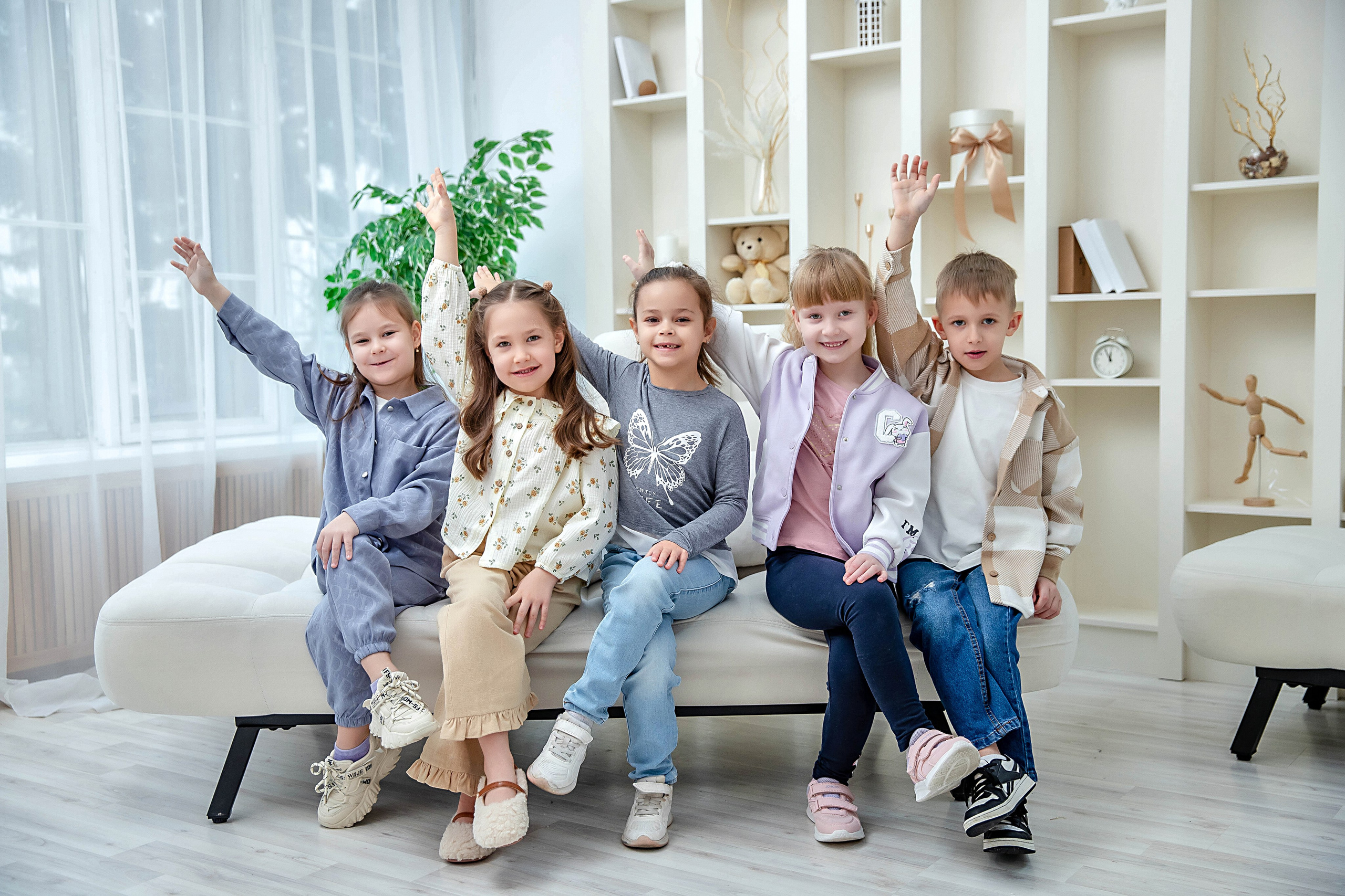 Выпускные (школьные) альбомы (книги) в Ростове-на-Дону. Современные Выпускные Альбомы в Ростове-на-Дону