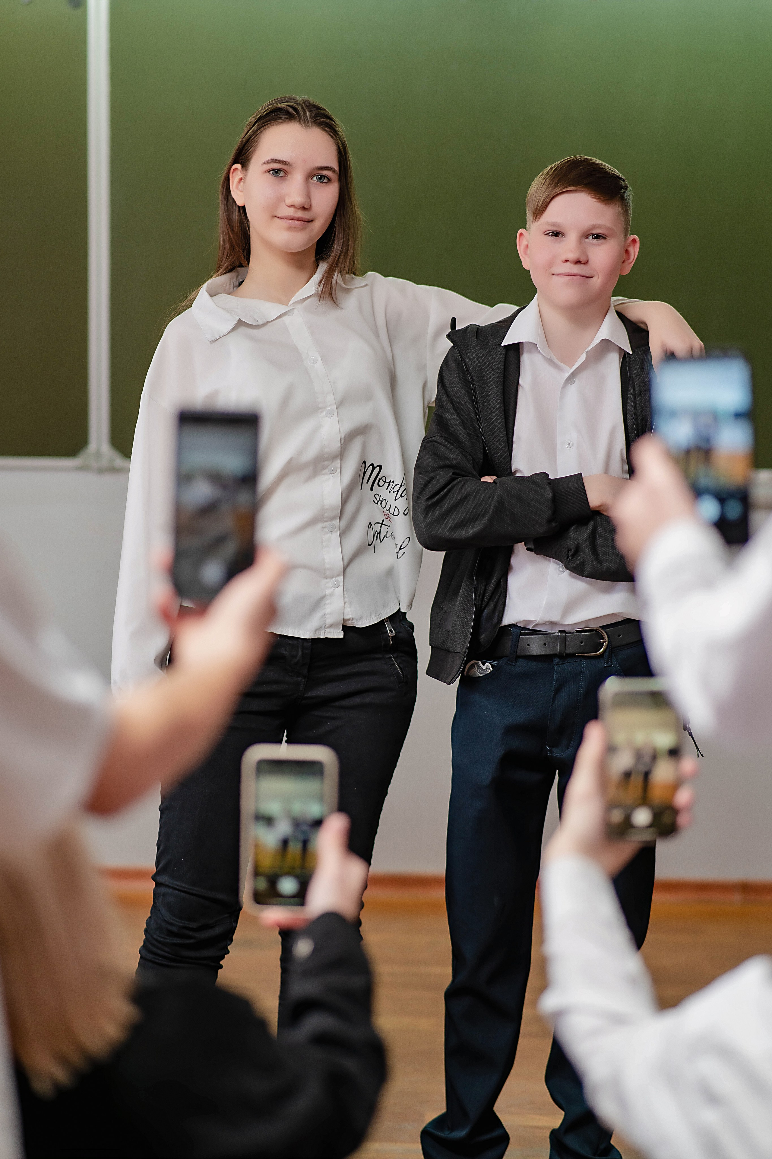 Выпускные (школьные) альбомы (книги) в Ростове-на-Дону. Современные Выпускные Альбомы в Ростове-на-Дону