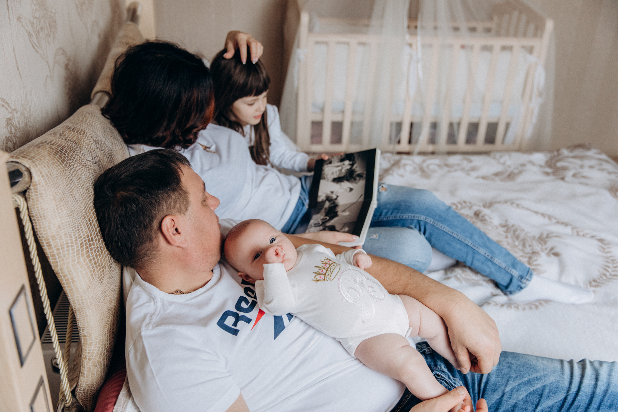 Кира, Алиса, мама Люда, папа Виталя ♡. Семейный фотограф Оля Гладченко