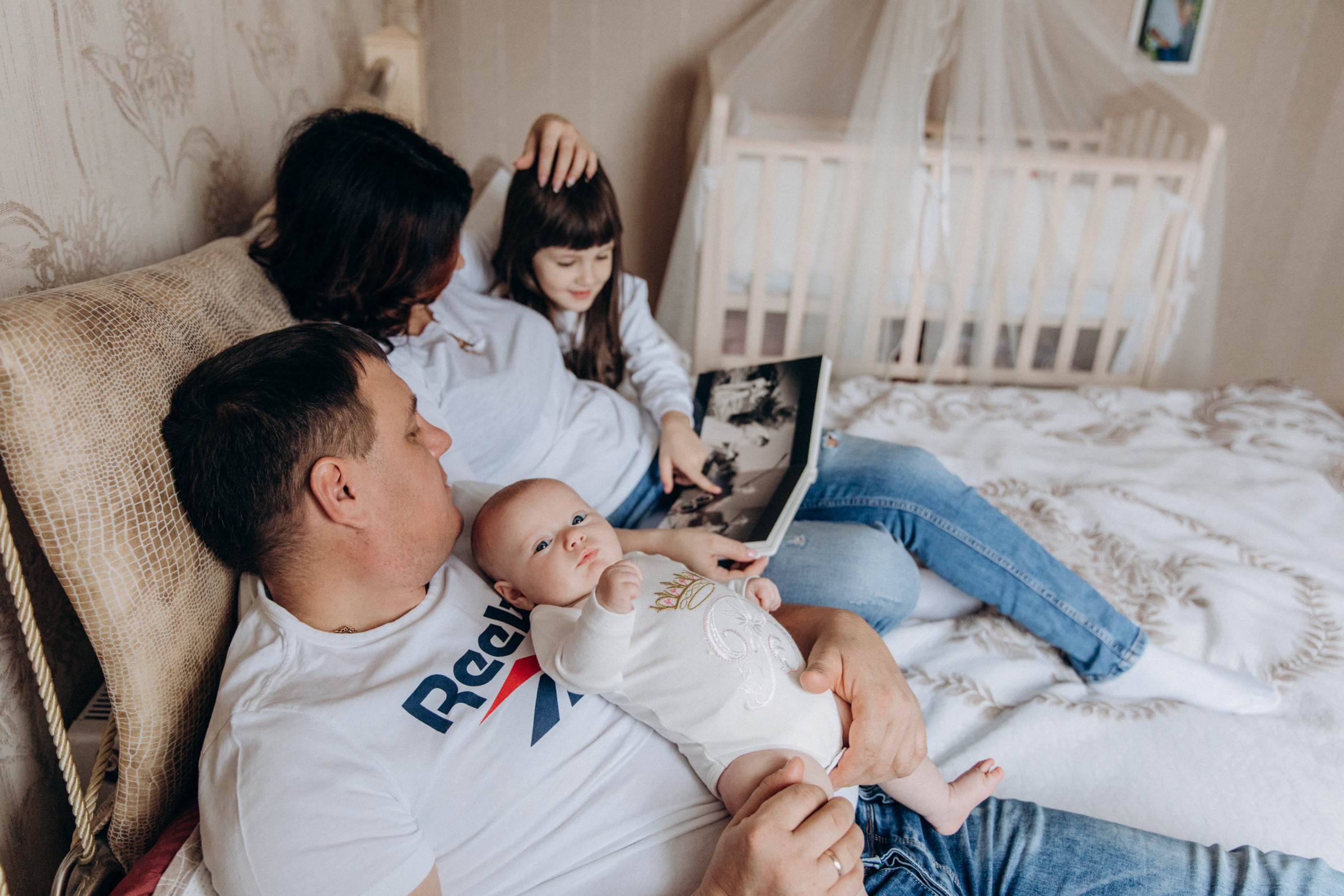 Кира, Алиса, мама Люда, папа Виталя ♡. Семейный фотограф Оля Гладченко